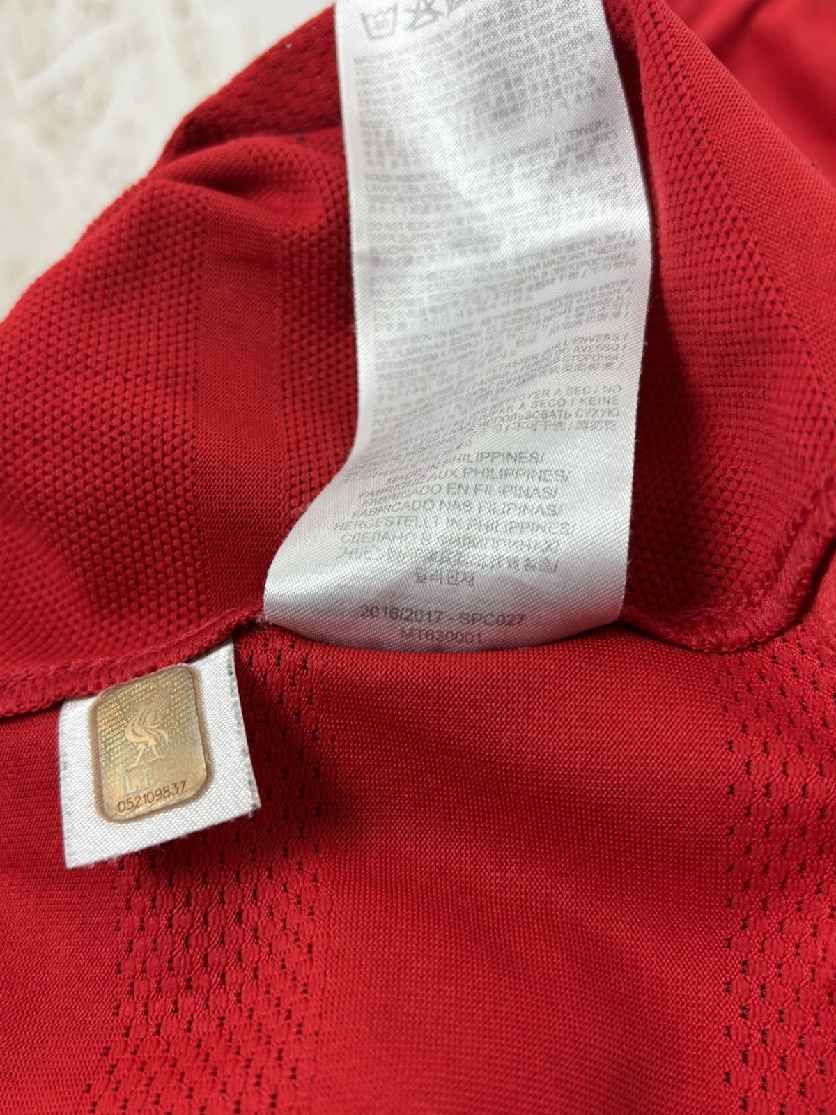 New Balance New Balance Liverpool FC 2016/17 Home Kit Soccer Jersey Red Size US L / EU 52-54 / 3 - 8 Thumbnail