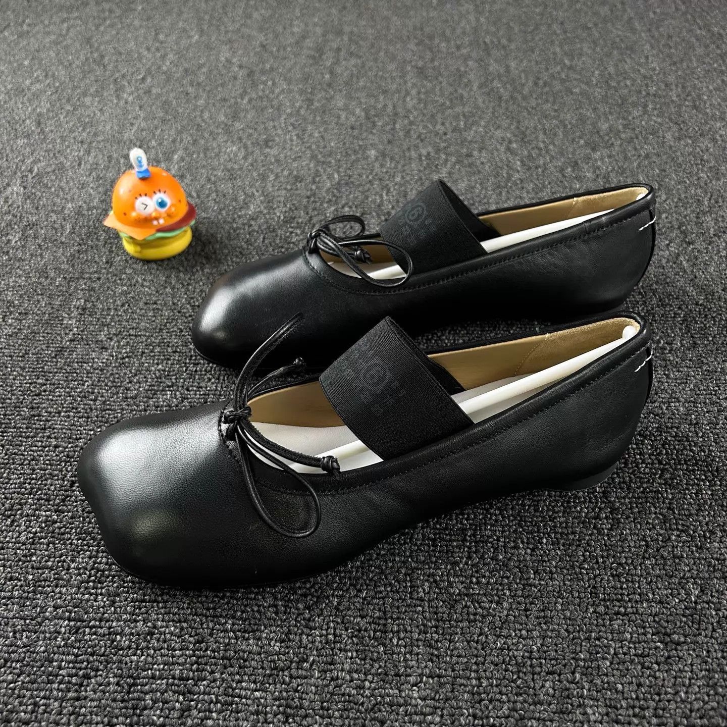Maison Margiela Maison Margiela Black Bow Black Laces Flats 37.5 Size US 7 / IT 37 - 1 Thumbnail
