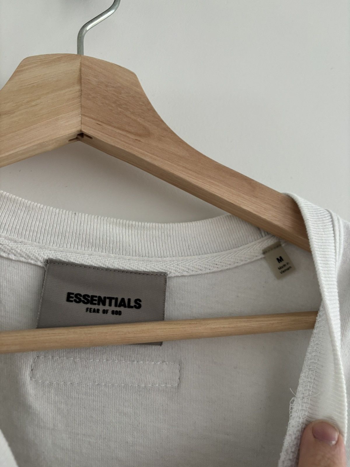 Essentials Essentials White Logo T-Shirt size M Size US M / EU 48-50 / 2 - 3 Thumbnail