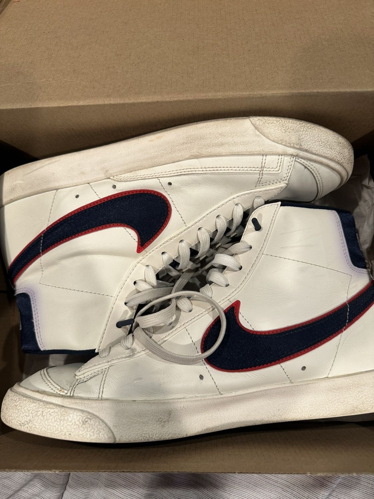 Nike Nike Blazer ‘77 Vintage: City Pride Chicago Size US 10 / EU 43 - 1 Thumbnail
