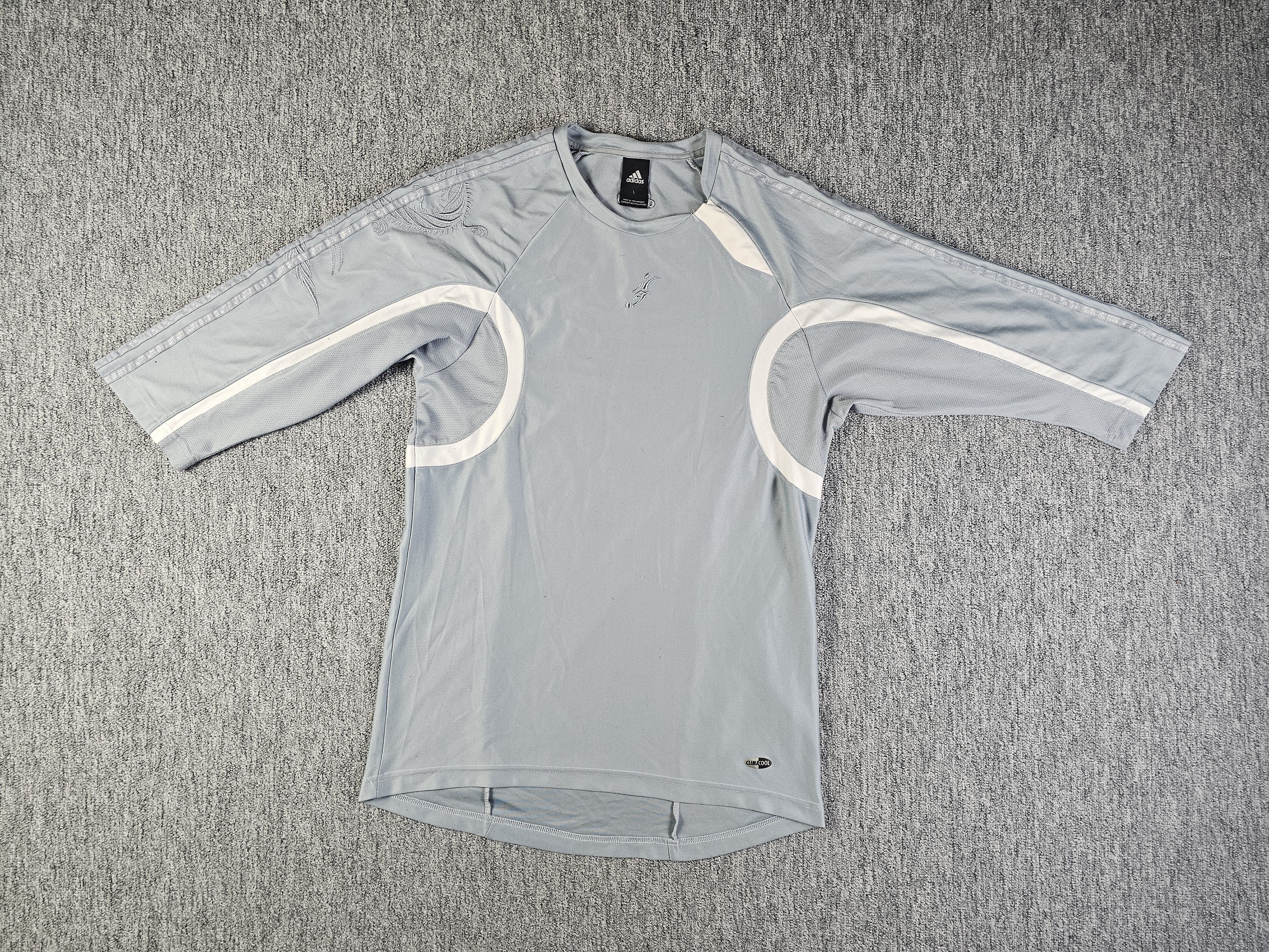 Adidas Adidas Beckham Predator Dragon Embroidered Gray Jersey 2005 Size US L / EU 52-54 / 3 - 1 Thumbnail