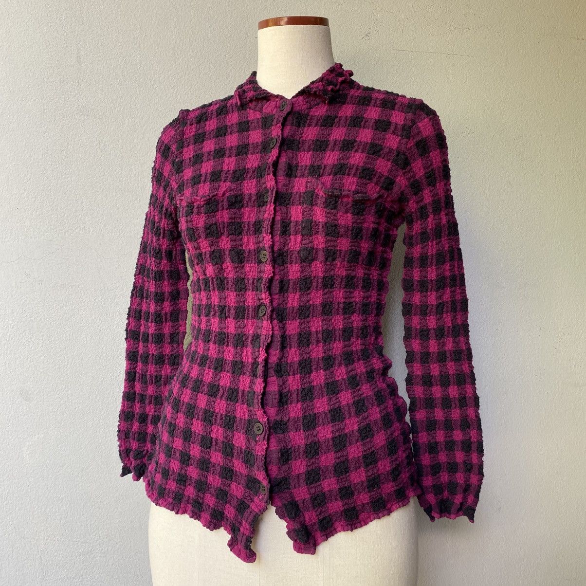 Issey Miyake Me ISSEY IYAKE Pink & Black Check Ruffle Shirt Size M / US 6-8 / IT 42-44 - 5 Thumbnail