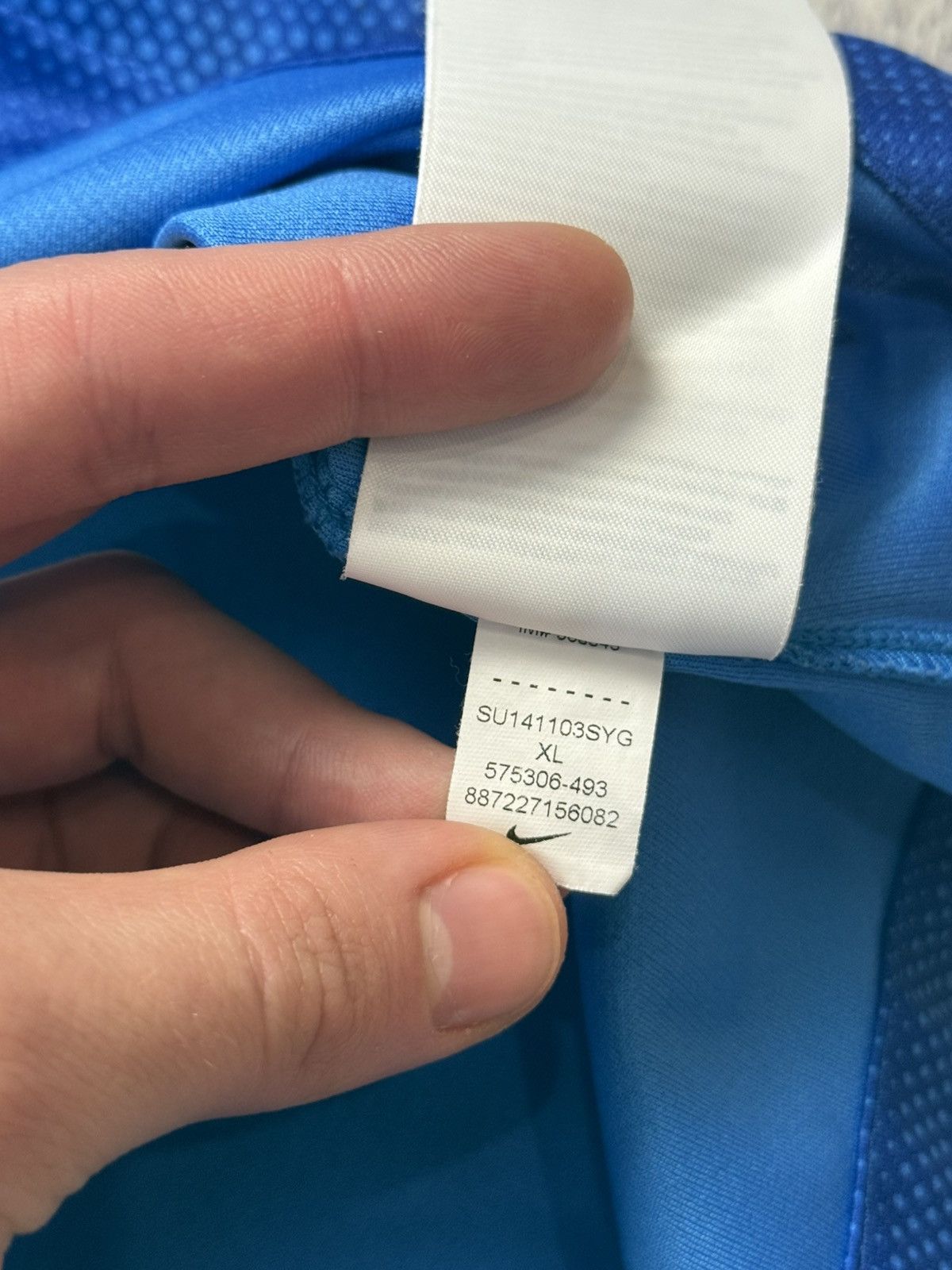 Nike BRAZIL 2014 AWAY FOOTBALL SHIRT SOCCER JERSEY NIKE XL WOMEN Size XL / US 12-14 / IT 48-50 - 12 Thumbnail