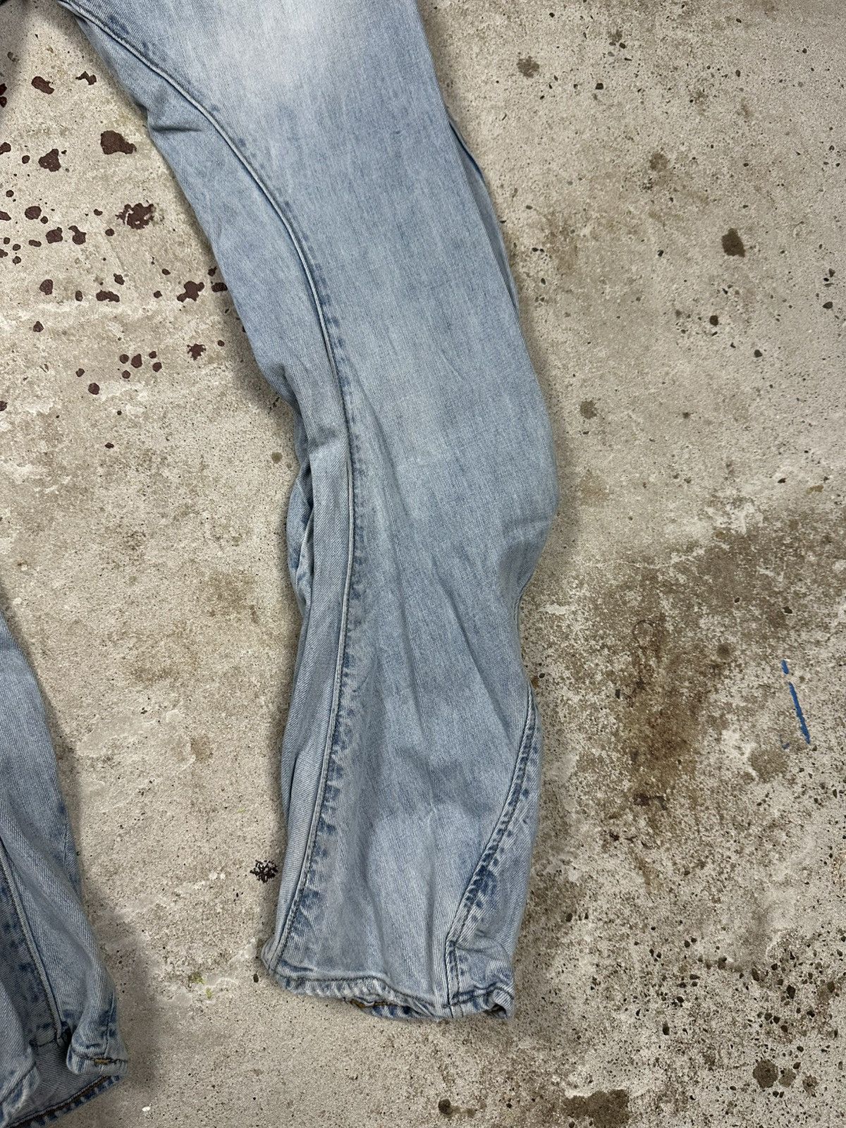 G-Star Vintage Y2K G Star Raw Distressed Blue Loose Tapered Size US 30 / EU 46 - 13 Thumbnail