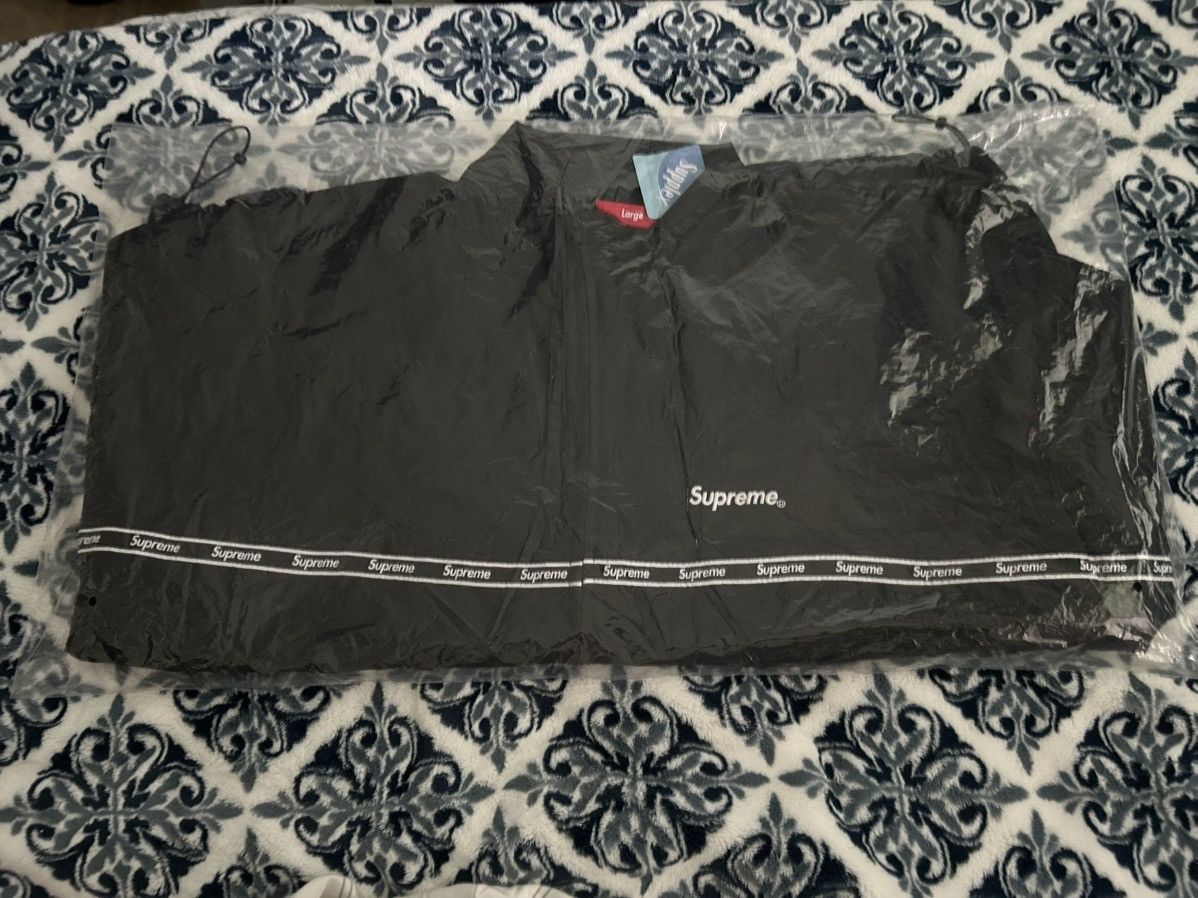 Supreme Supreme logo taping track jacket Size US L / EU 52-54 / 3 - 4 Thumbnail