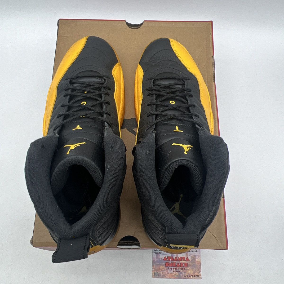 Jordan Brand Air Jordan 12 University Gold Size US 12 / EU 45 - 7 Thumbnail