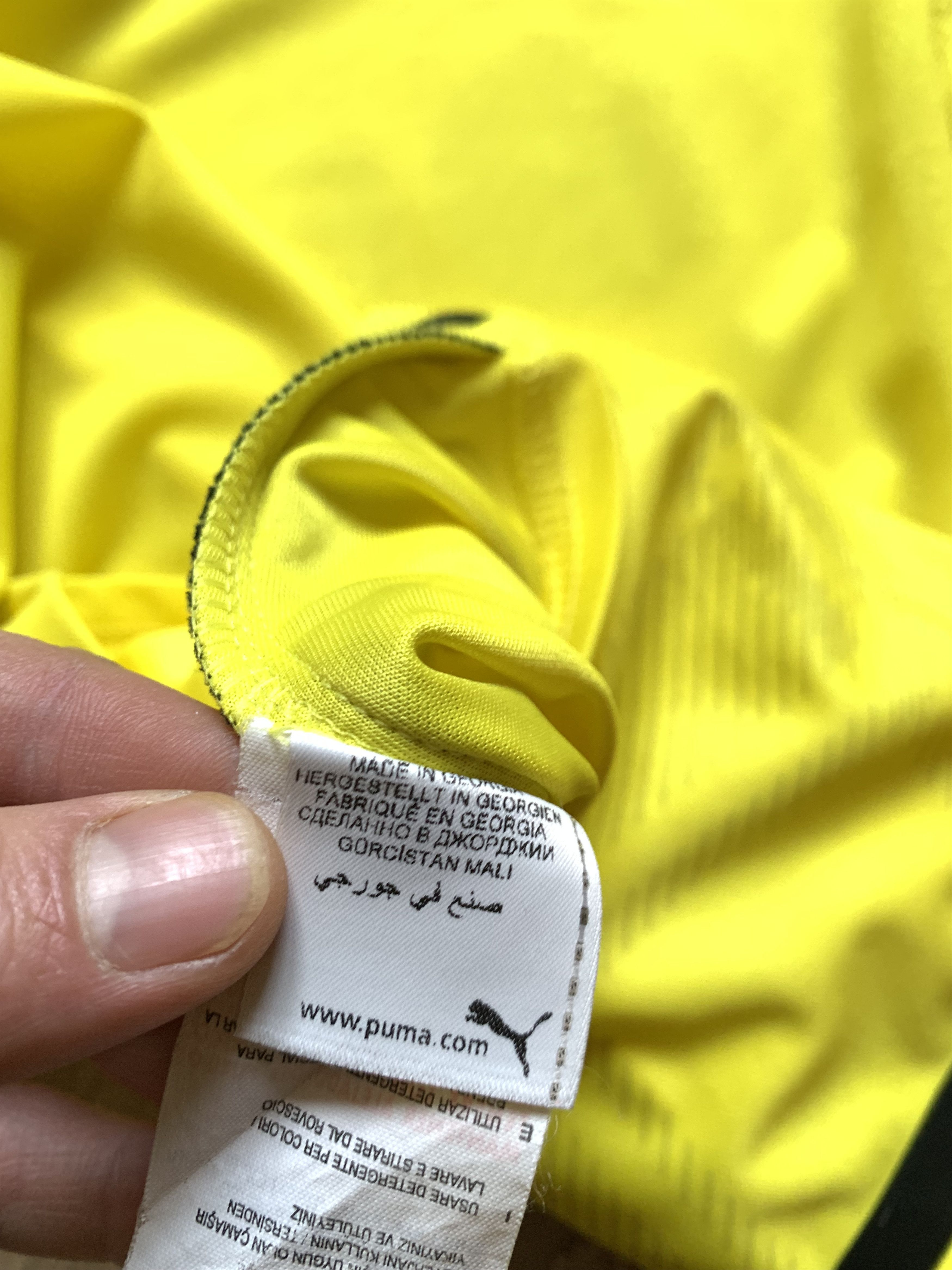 Puma × Vintage Vintage Puma Borussia Dortmund Football Jersey #11 Reus Size US S / EU 44-46 / 1 - 13 Thumbnail