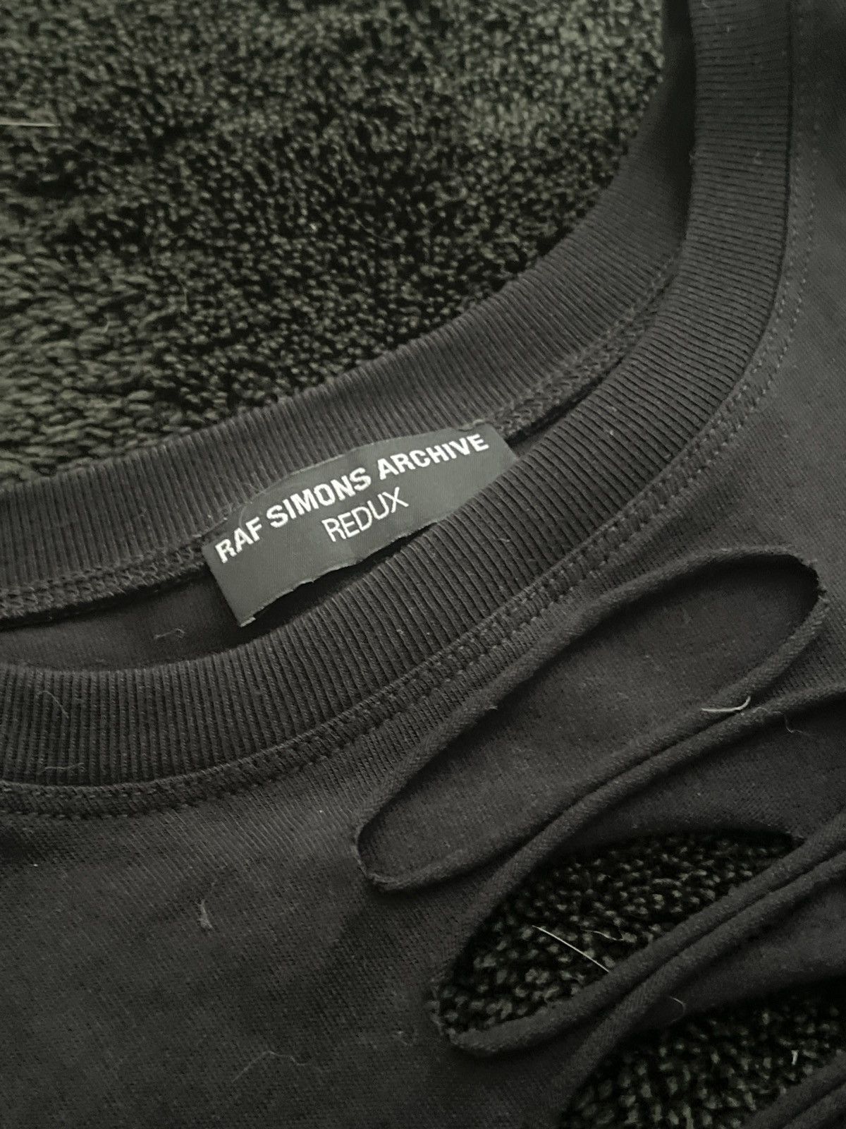 Raf Simons SS06 (Redux) - Flux Aetherium Cut Out T-Shirt Size US L / EU 52-54 / 3 - 3 Thumbnail
