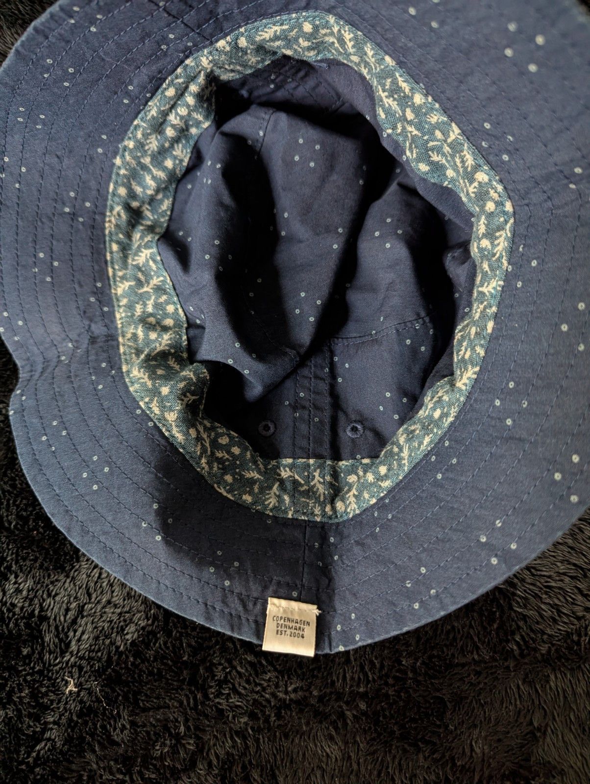 Norse Projects Reversible Floral Bucket Hat in Navy Size ONE SIZE - 3 Thumbnail