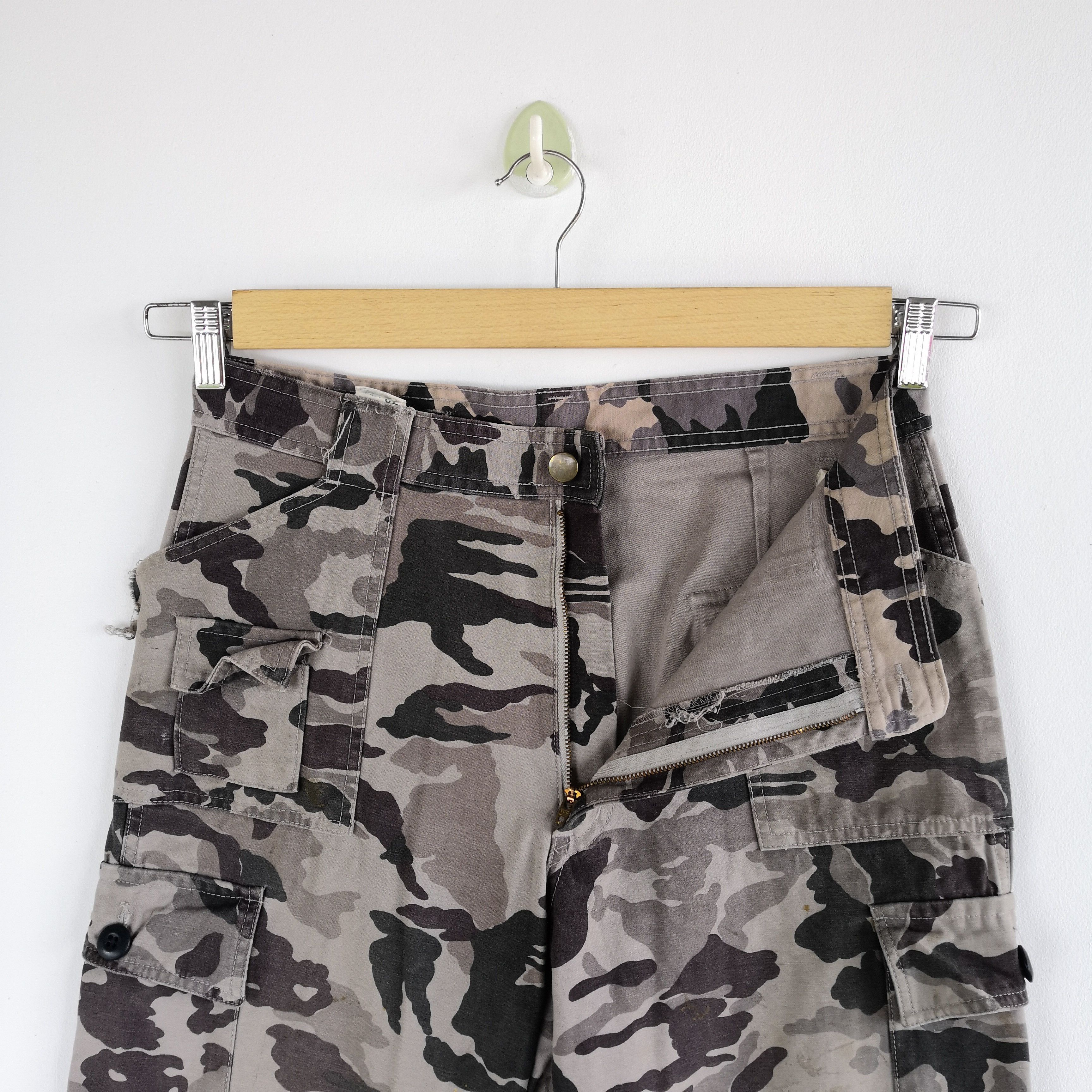 Japanese Brand Japanese Camouflage Cargo Pants Military Utility Pants Size US 30 / EU 46 - 7 Thumbnail