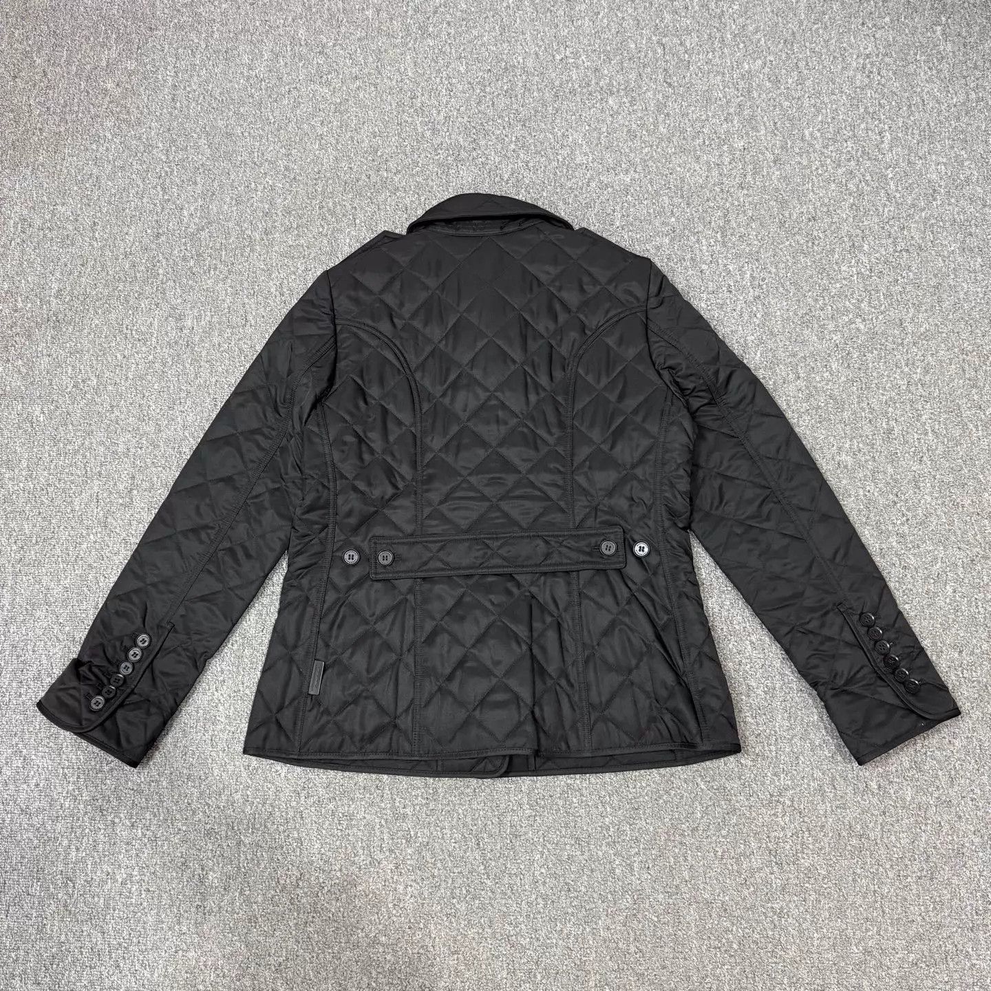 Burberry Burberry black diamond puffer jacket L Size L / US 10 / IT 46 - 2 Thumbnail