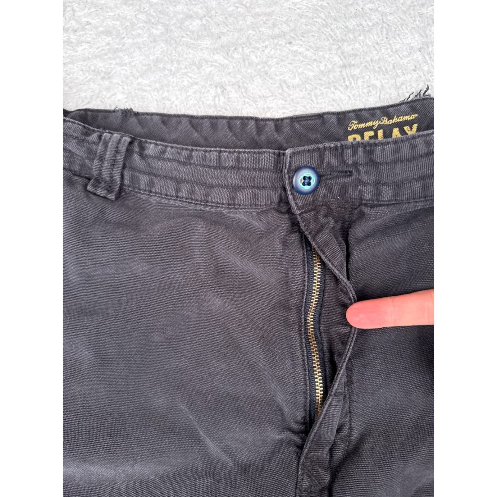 Tommy Bahama Tommy Bahama Shorts Men Cargo Cotton Blend Black 40 Flat Front 9in Inseam Pockets Relax Relaxed Casual With Logo Mens Size US 40 / EU 56 - 7 Thumbnail