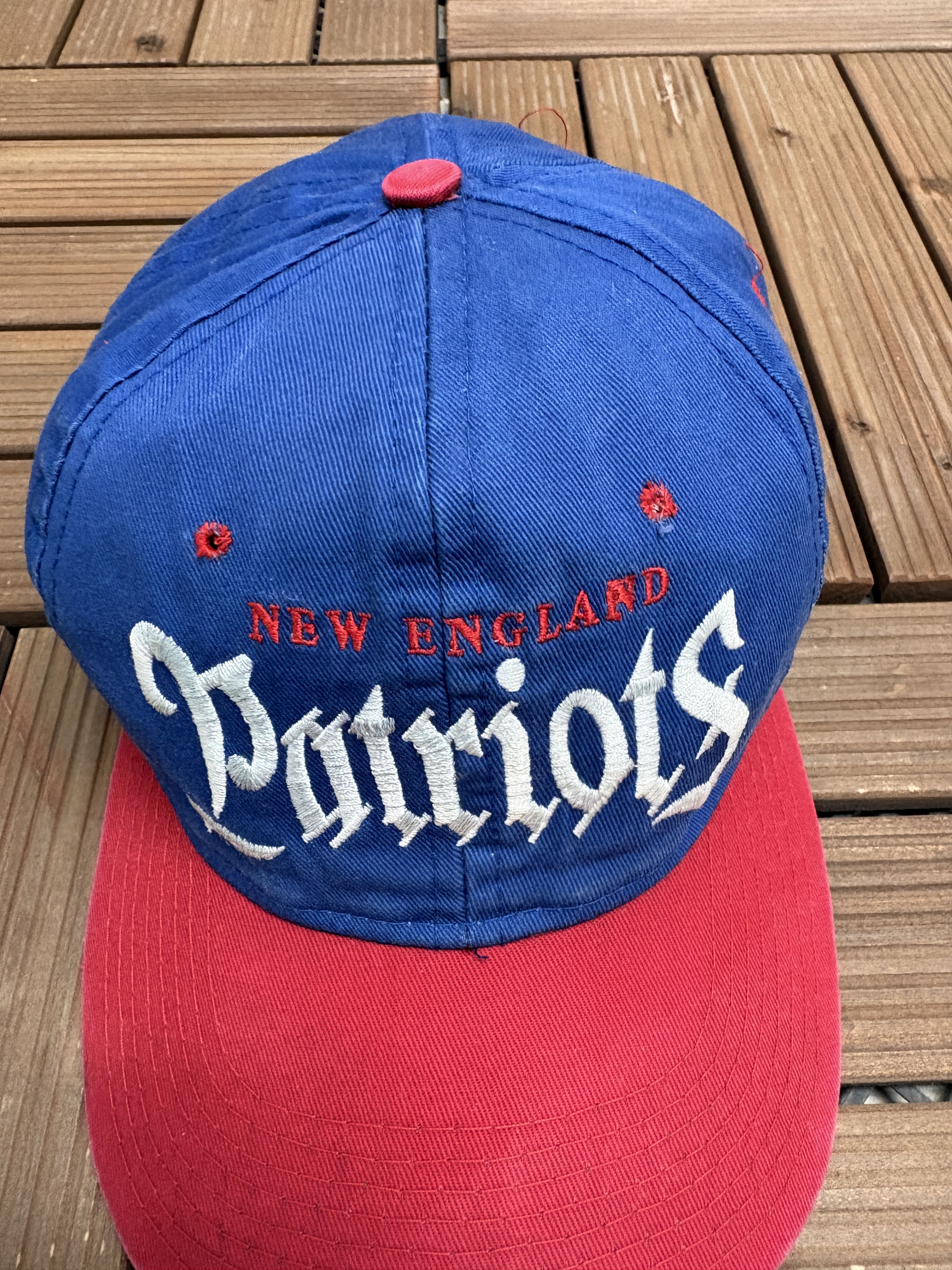 Vintage New England Patriots Embroidered Vintage Blue Snap Back Hat Size ONE SIZE - 3 Thumbnail