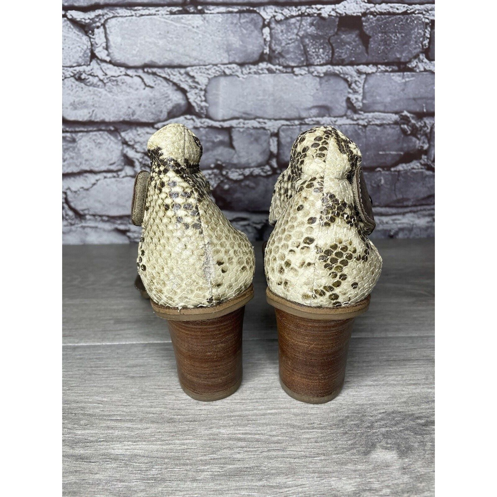 Fiji Fidji Ivory Leather Snake Skin Anke Strap Print Brown Heel S Size US 8 / IT 38 - 22 Thumbnail