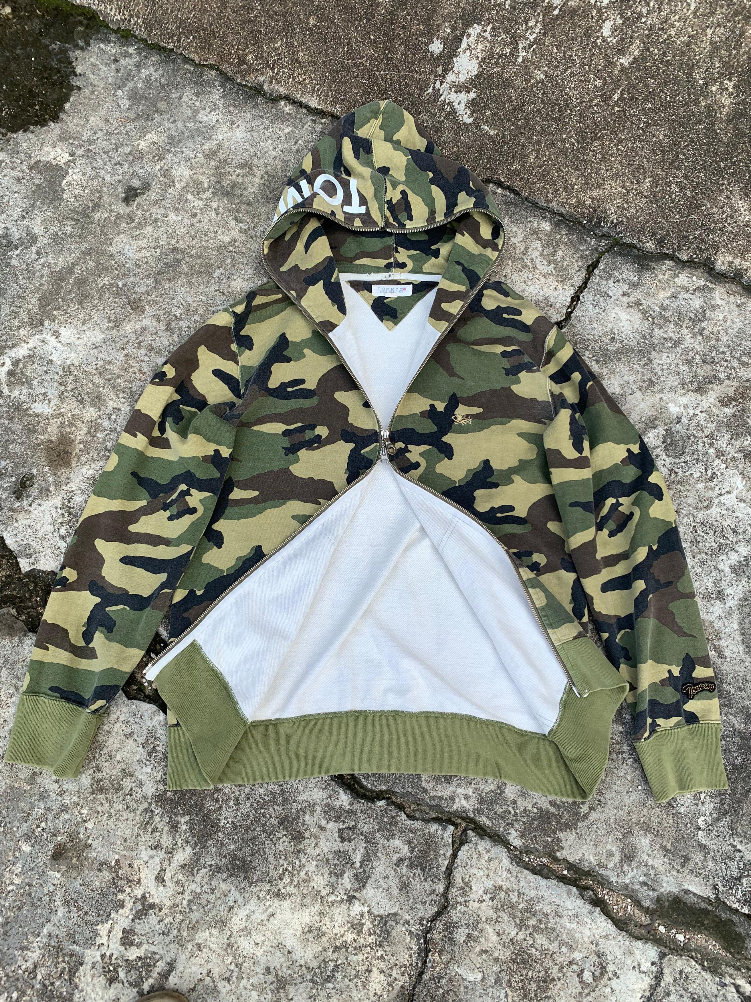 Tommy Hilfiger × Vintage Tommy Hilfiger camo hoodie full zip Size US L / EU 52-54 / 3 - 3 Thumbnail