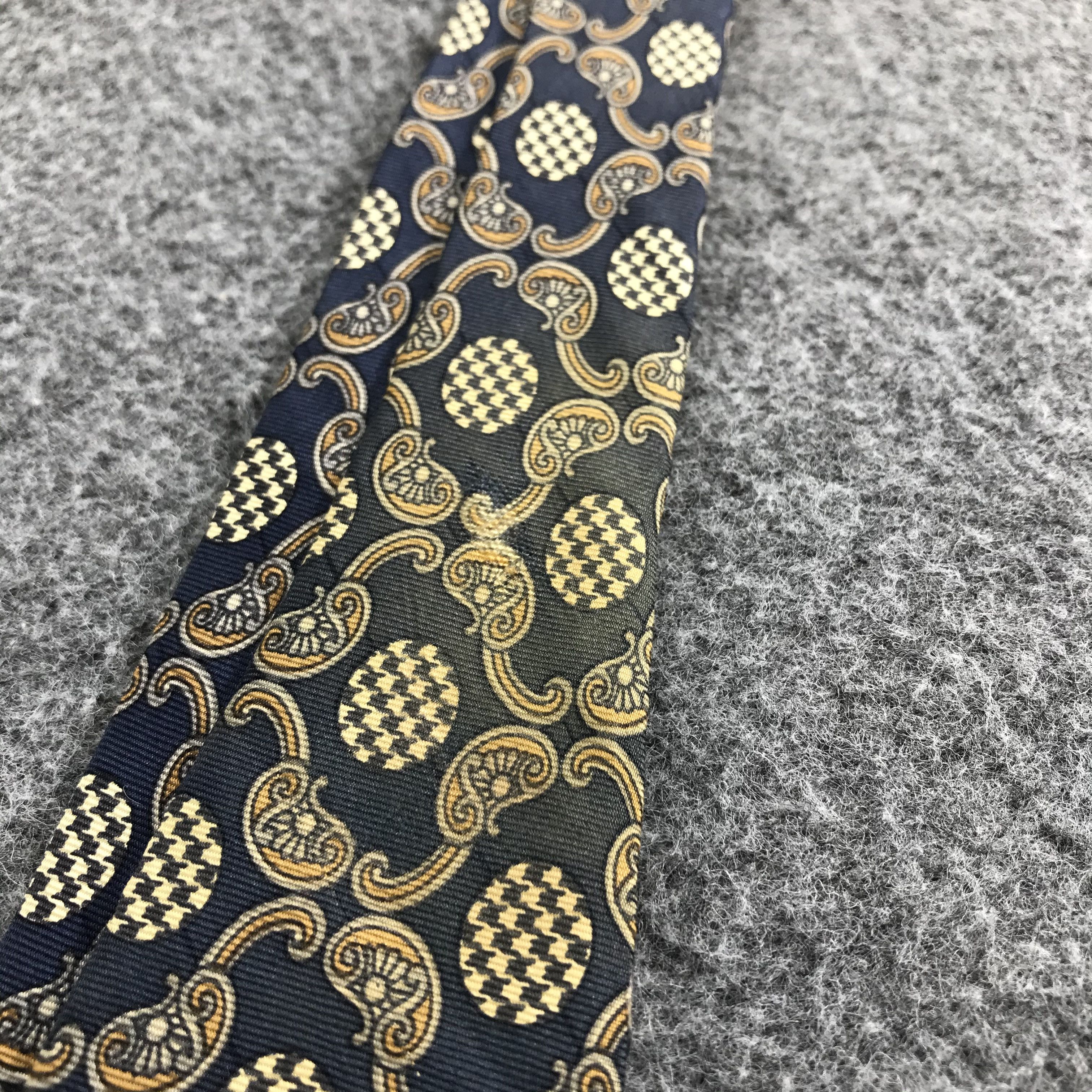 Vintage Vintage ChrIStian diOR Monsieur Silk Neck Ties T18 Size ONE SIZE - 4 Thumbnail