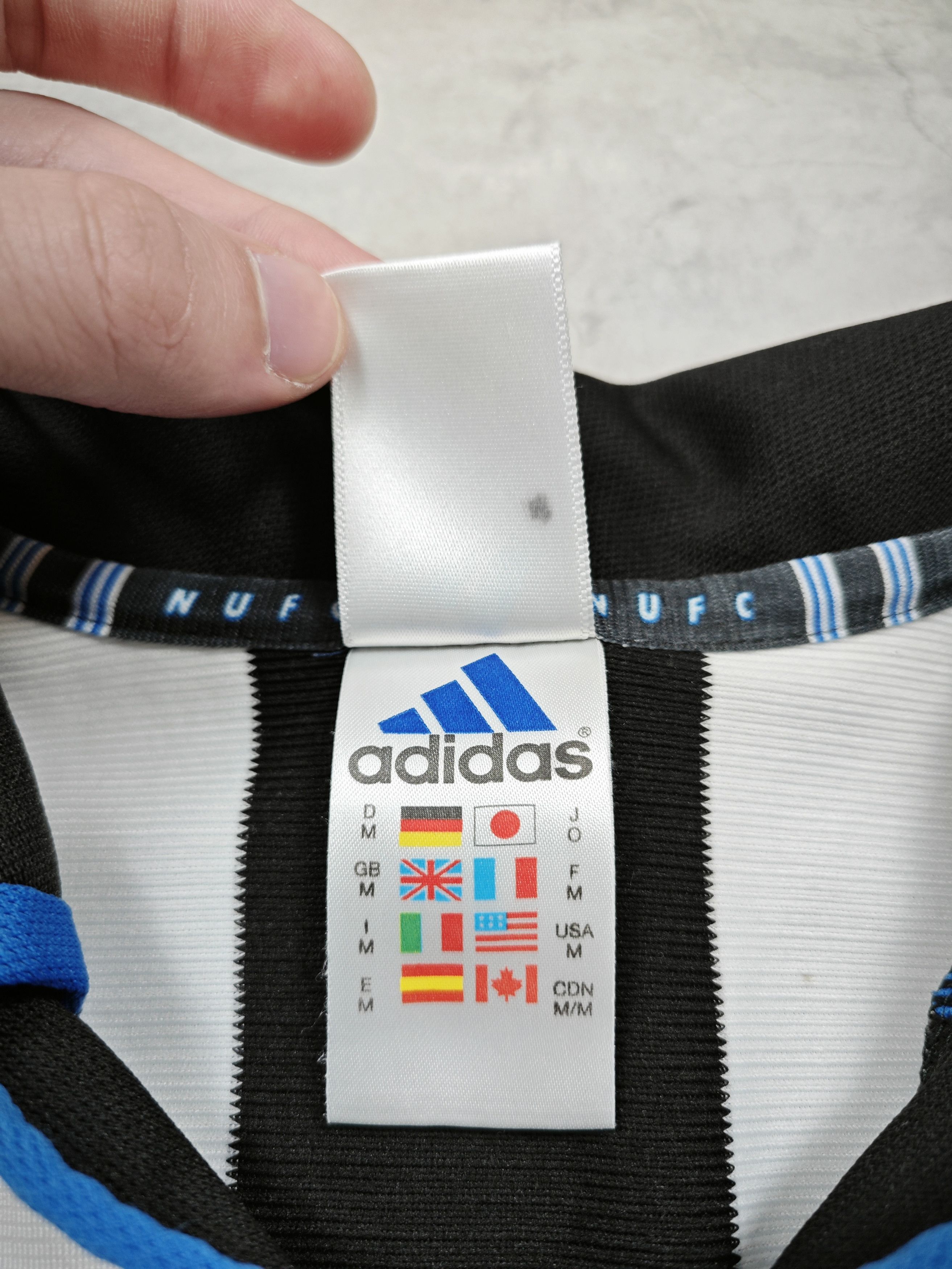 Adidas Adidas Newcastle 2000 Size US M / EU 48-50 / 2 - 9 Thumbnail