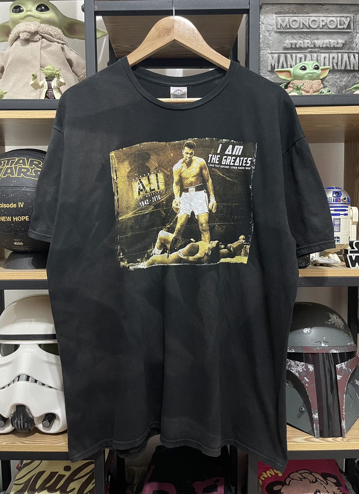 Vintage Vintage Y2K Muhammad Ali Most Legendary Graphic Boxing Tee Size US XL / EU 56 / 4 - 2 Thumbnail