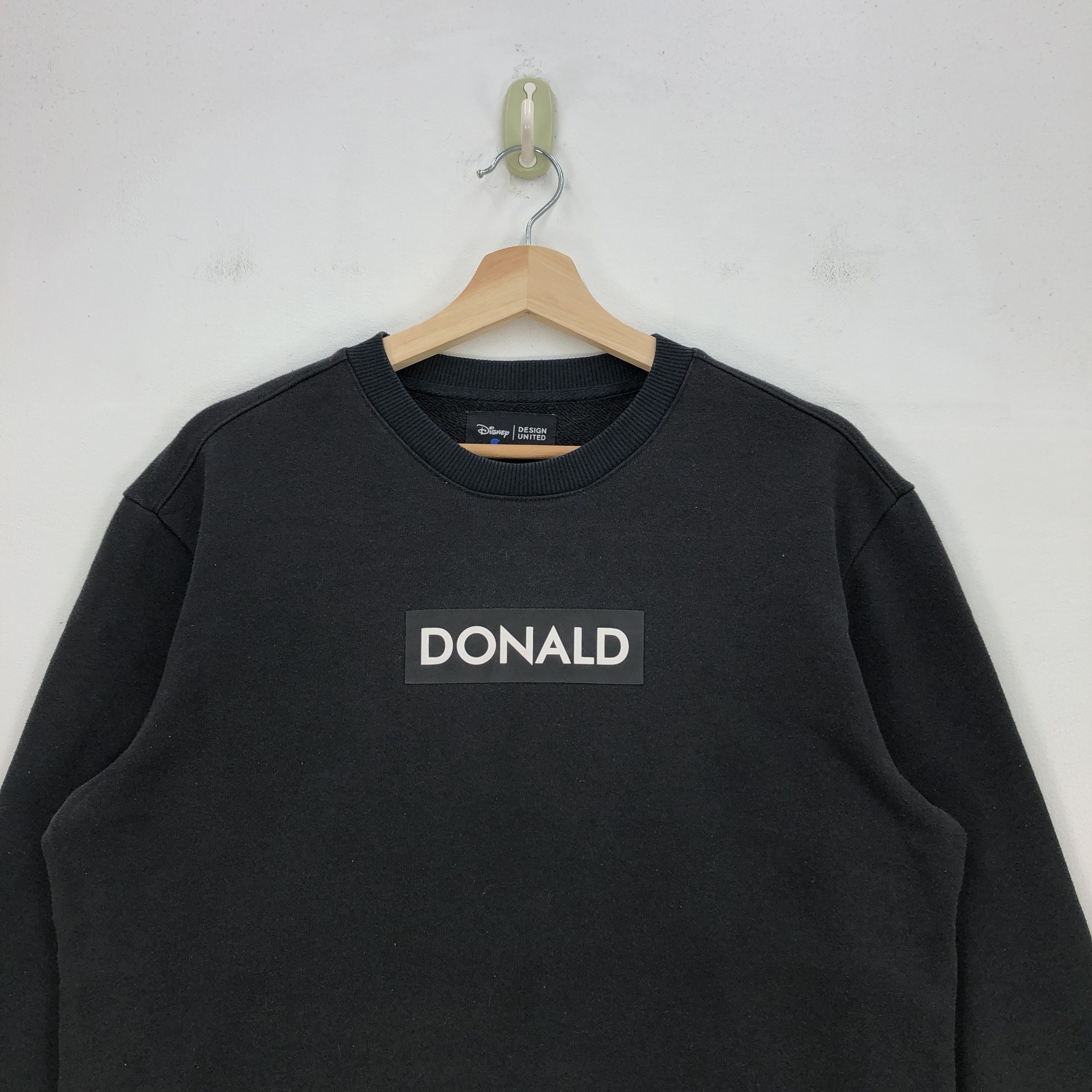 Cartoon Network × Disney Vintage Donald Duck Sweater Donald Duck Sweatshirt Size US M / EU 48-50 / 2 - 4 Thumbnail