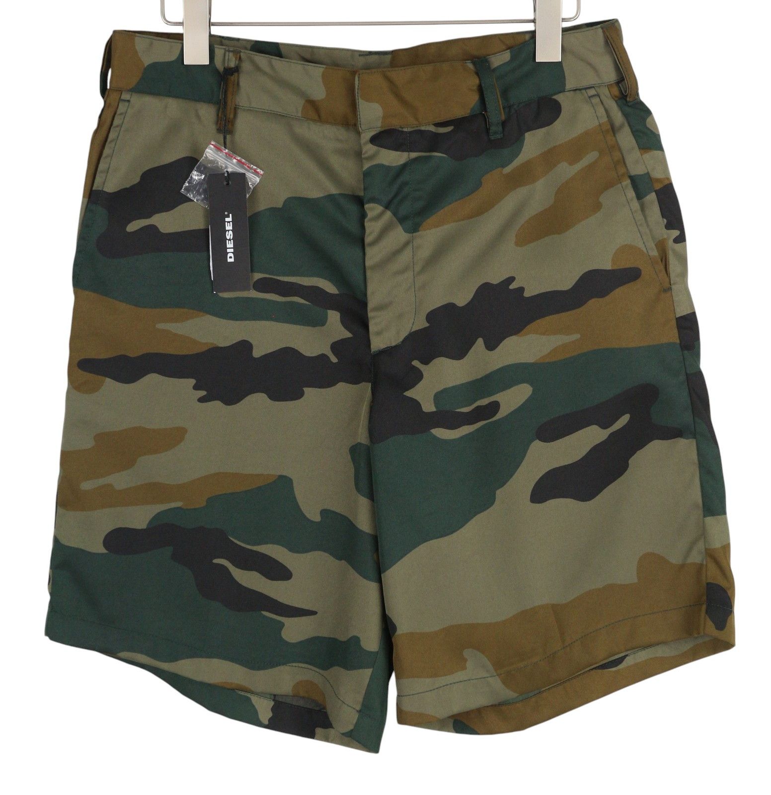 Diesel P-Berti-Camu Men Shorts W32 Chino Camouflage 41339 Size US 32 / EU 48 - 1 Thumbnail