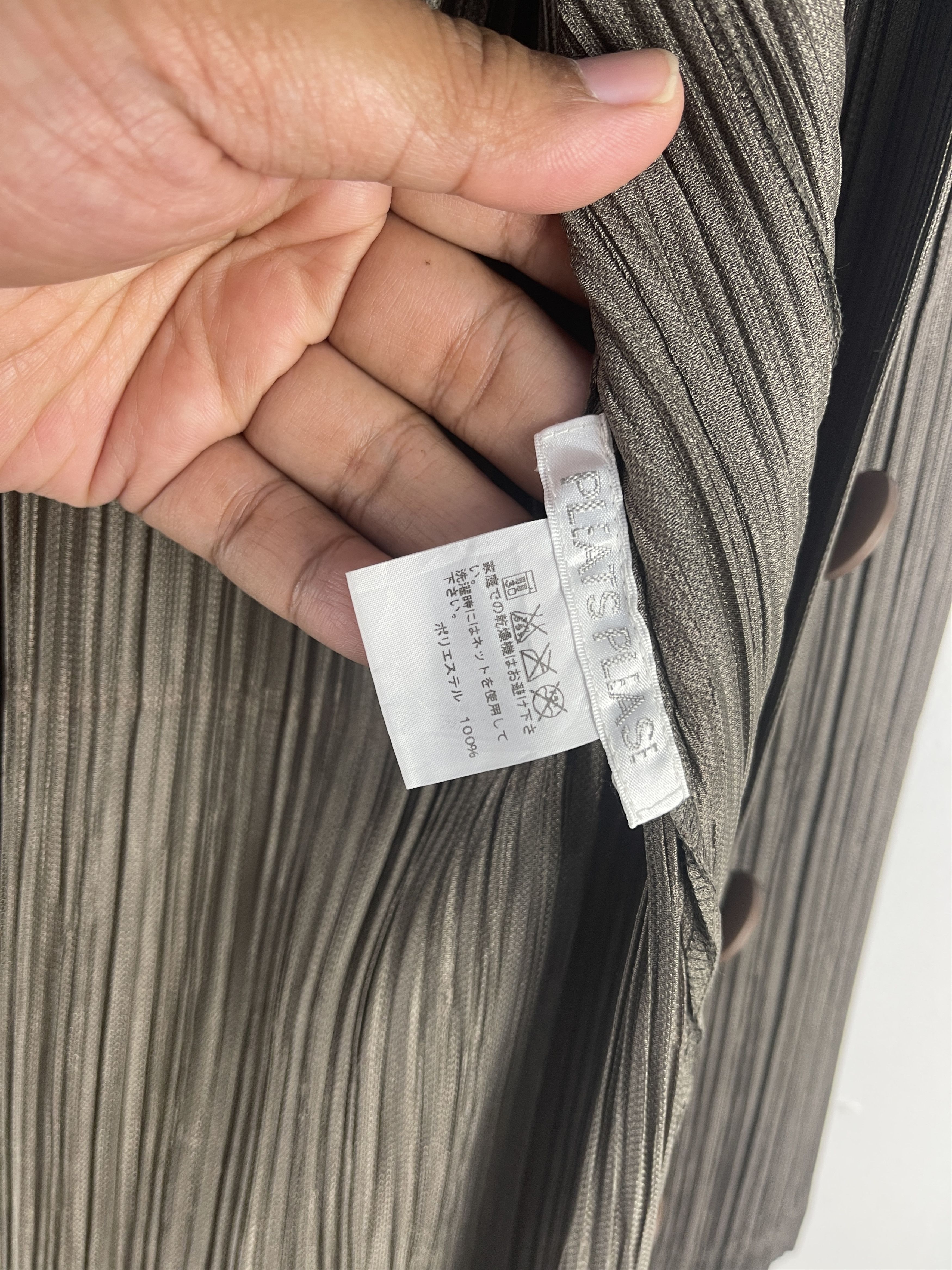 Pleats Please Issey Miyake Pleats Please Issey Miyake Button Front Pleated Cardigan Size M / US 6-8 / IT 42-44 - 13 Thumbnail