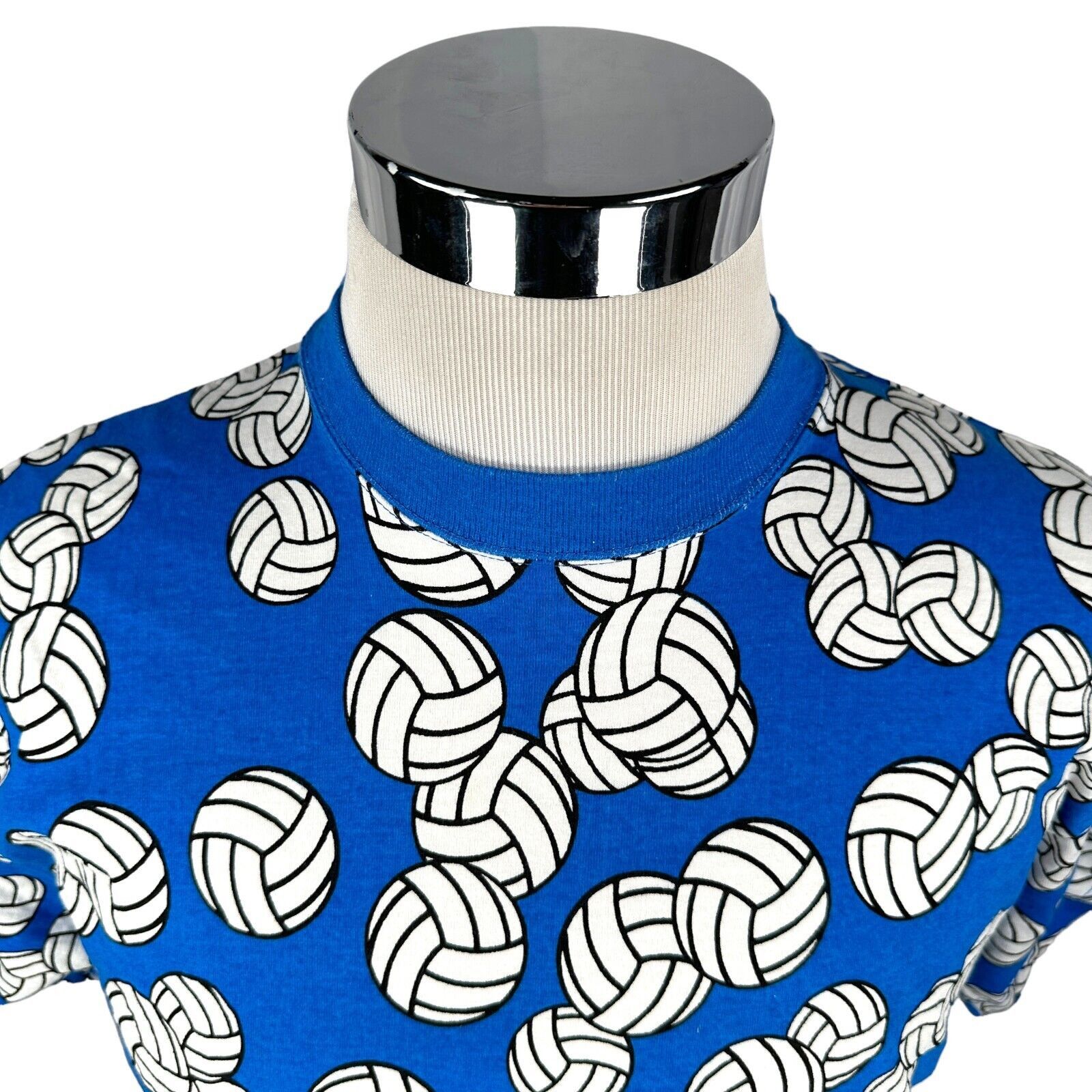 Big Dogs Big Dogs T-Shirt Large Blue AOP Volleyball Print Rare 90s Size US L / EU 52-54 / 3 - 7 Thumbnail