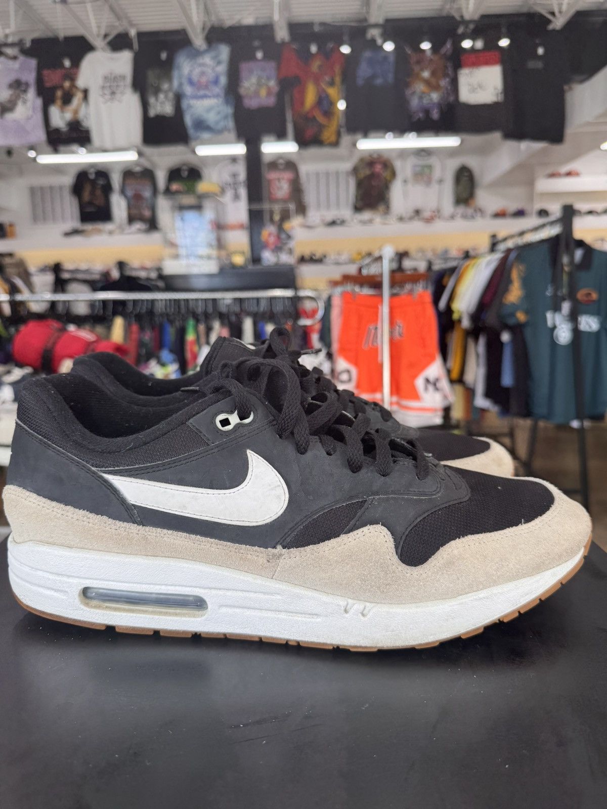 Nike Nike Air Max 1 Black Light Bone Sz. 13 (2018) Size US 13 / EU 46 - 6 Thumbnail