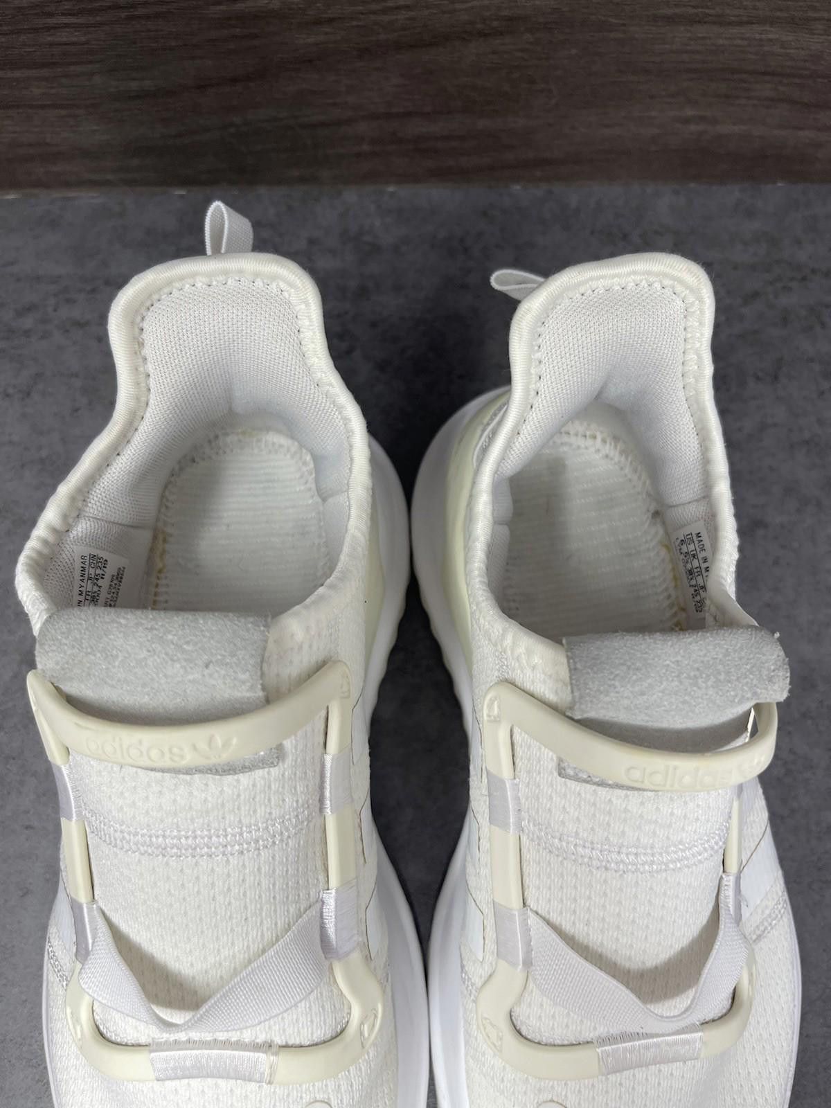 Adidas Adidas U Path Run Shoes Mens Size 6 White Sneakers G28109 Size US 6 / EU 39 - 9 Thumbnail