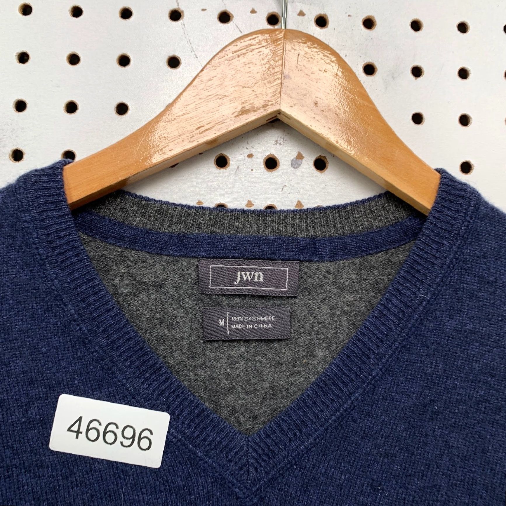 Vintage JWN Sweater Mens Large Blue V-Neck 100% Cashmere Long Sleeve Business Work Size US L / EU 52-54 / 3 - 3 Thumbnail