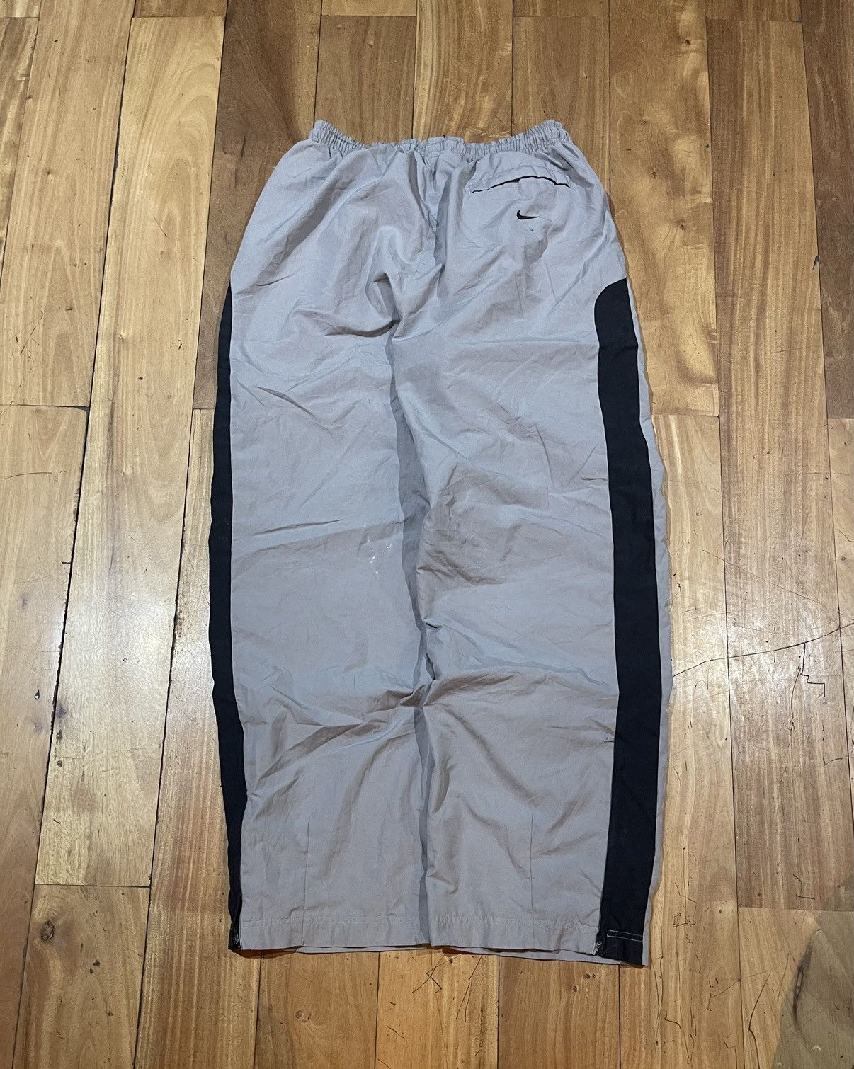 Nike Vintagr Nike Grey black Trackpants XL Sk8 Y2K baggy zipper Size US 38 / EU 54 - 3 Thumbnail