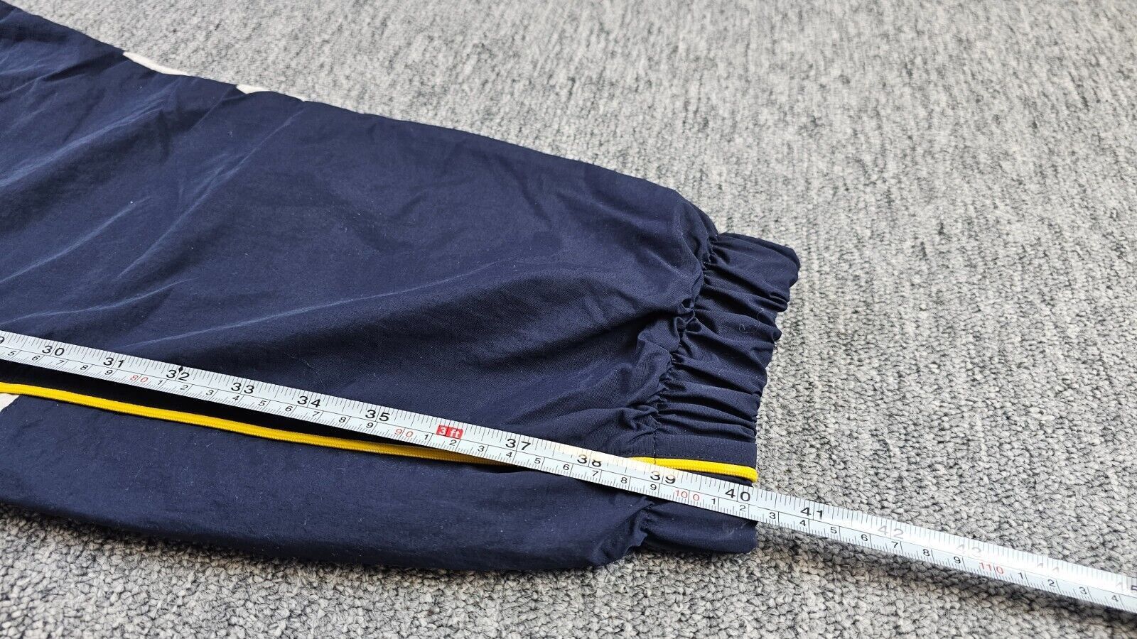Adidas Adidas Originals Arsenal 1991-93 Retro Track Pants NWT 2XL Size US 40 / EU 56 - 12 Thumbnail