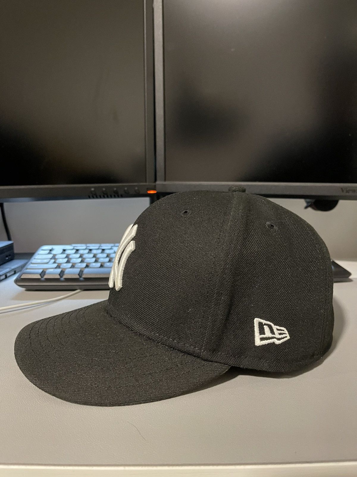 New Era New Era 59fifty New York Yankees Fitted Hat 7 1/4 Black Lids Size ONE SIZE - 3 Thumbnail