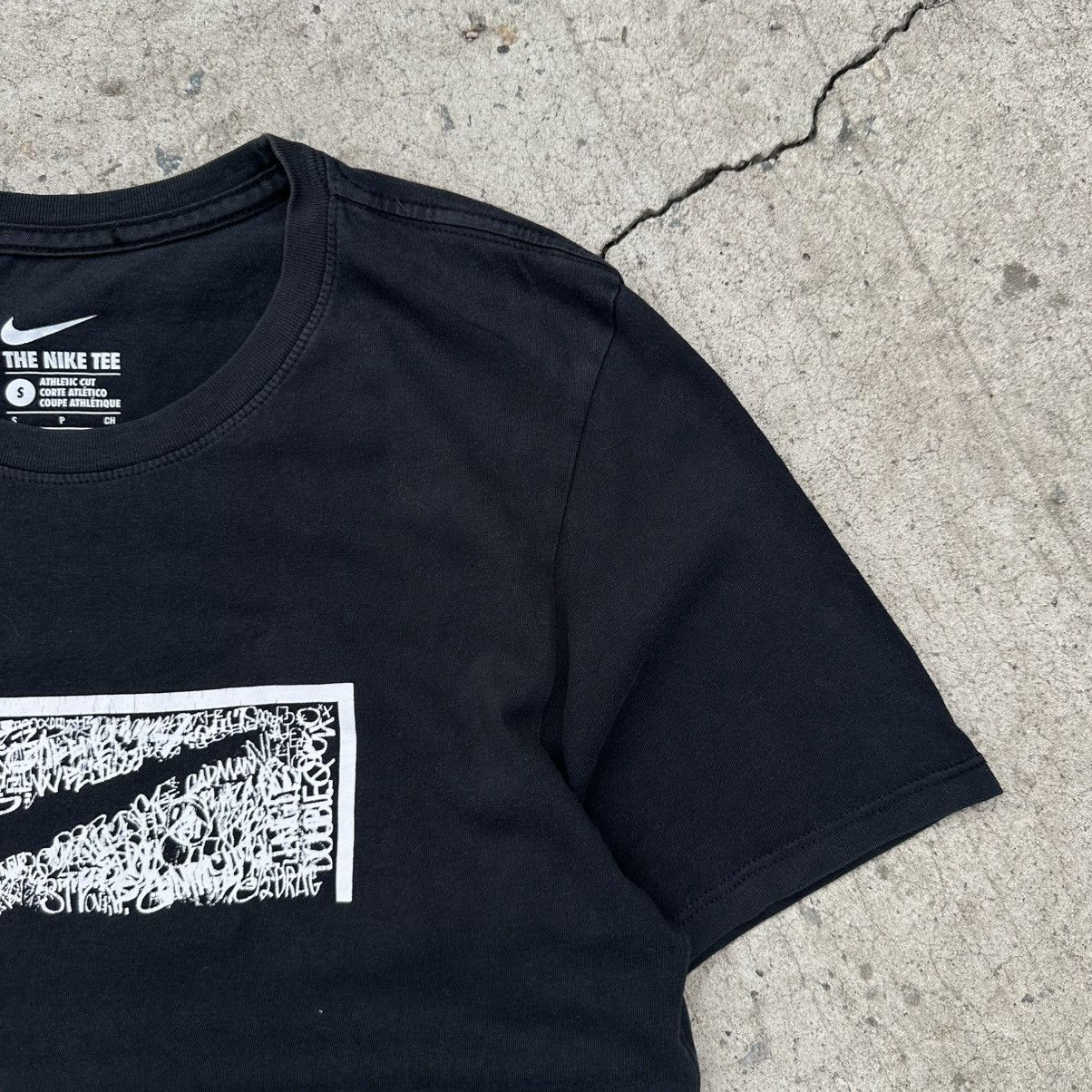 Nike Vintage Japanese Style Nike T-shirts Big Logo SK8 Size S Y2K Size US S / EU 44-46 / 1 - 8 Thumbnail