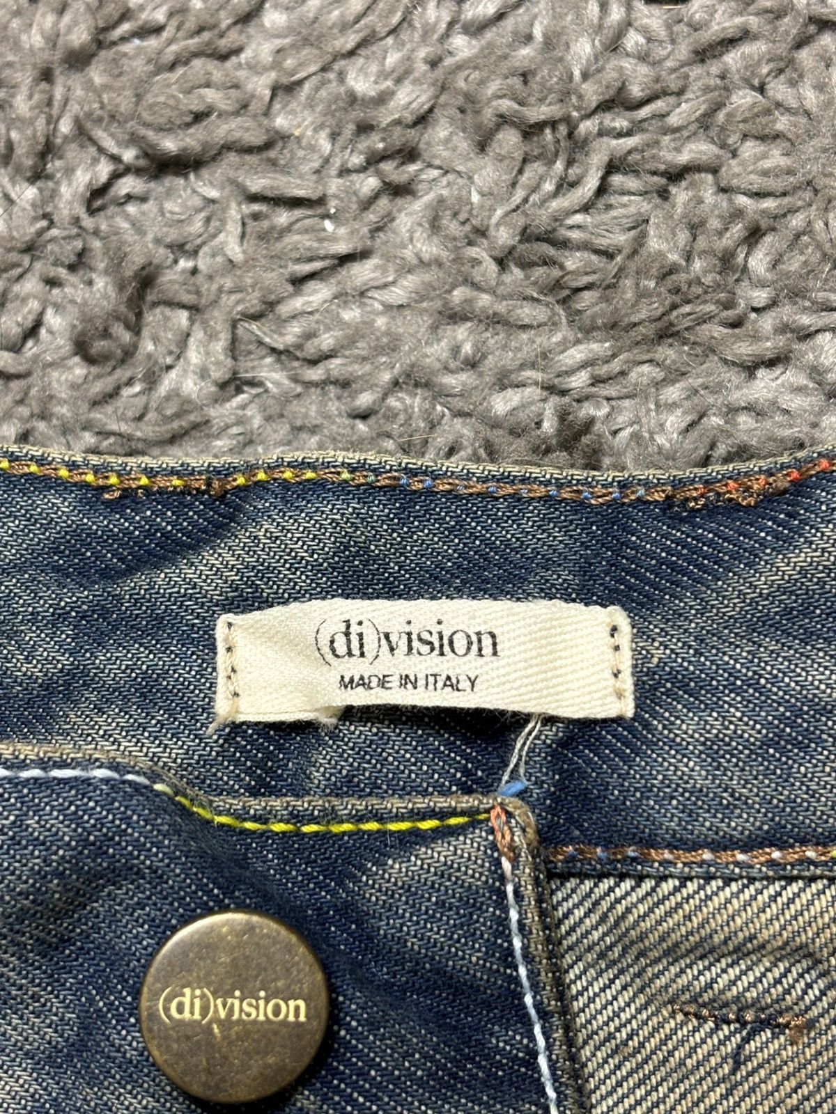 (di)vision Unique Patchwork Denim Jeans – Size 32 Size 24" / US 00 / IT 34 - 5 Thumbnail