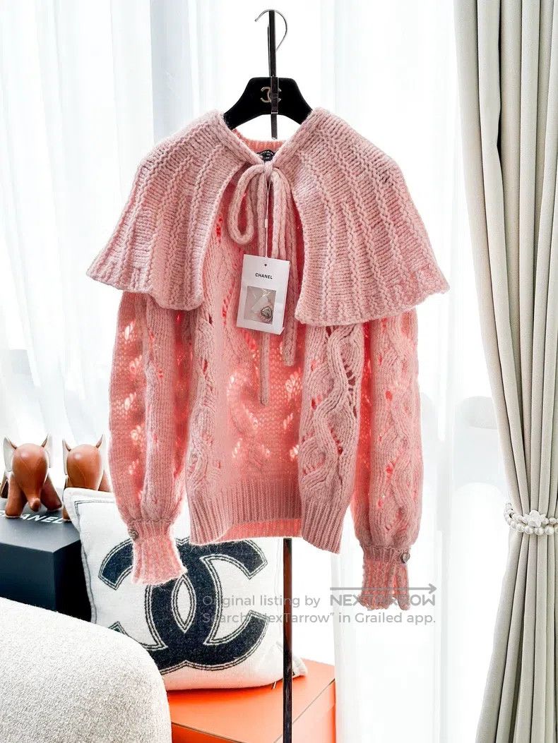 Chanel Chanel Petal shawl bow tie knitted sweater Size XXS / US 00 / IT 34 - 1 Thumbnail