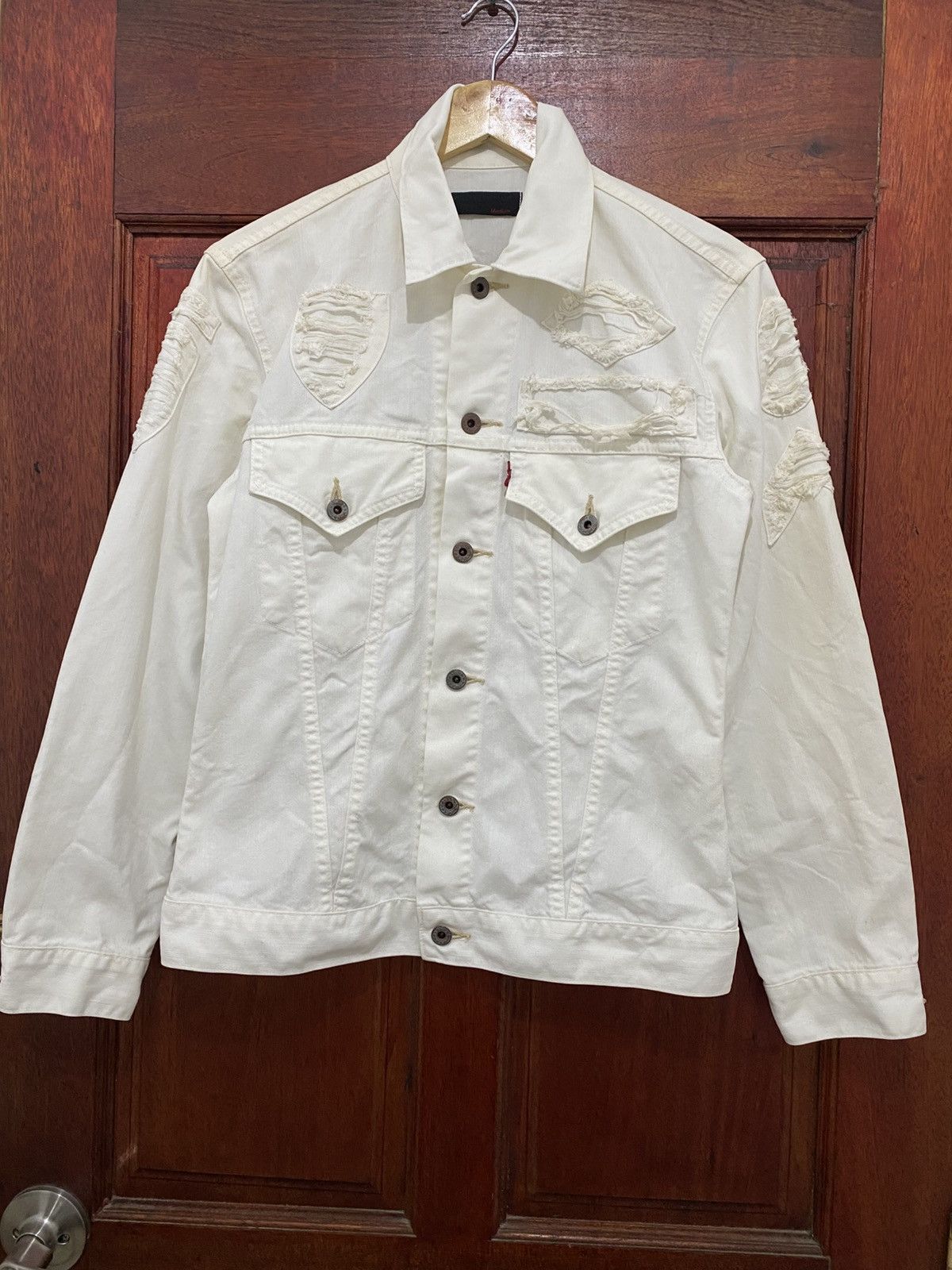 Vintage Levi’s Denim Trucker Design Distressed Jacket