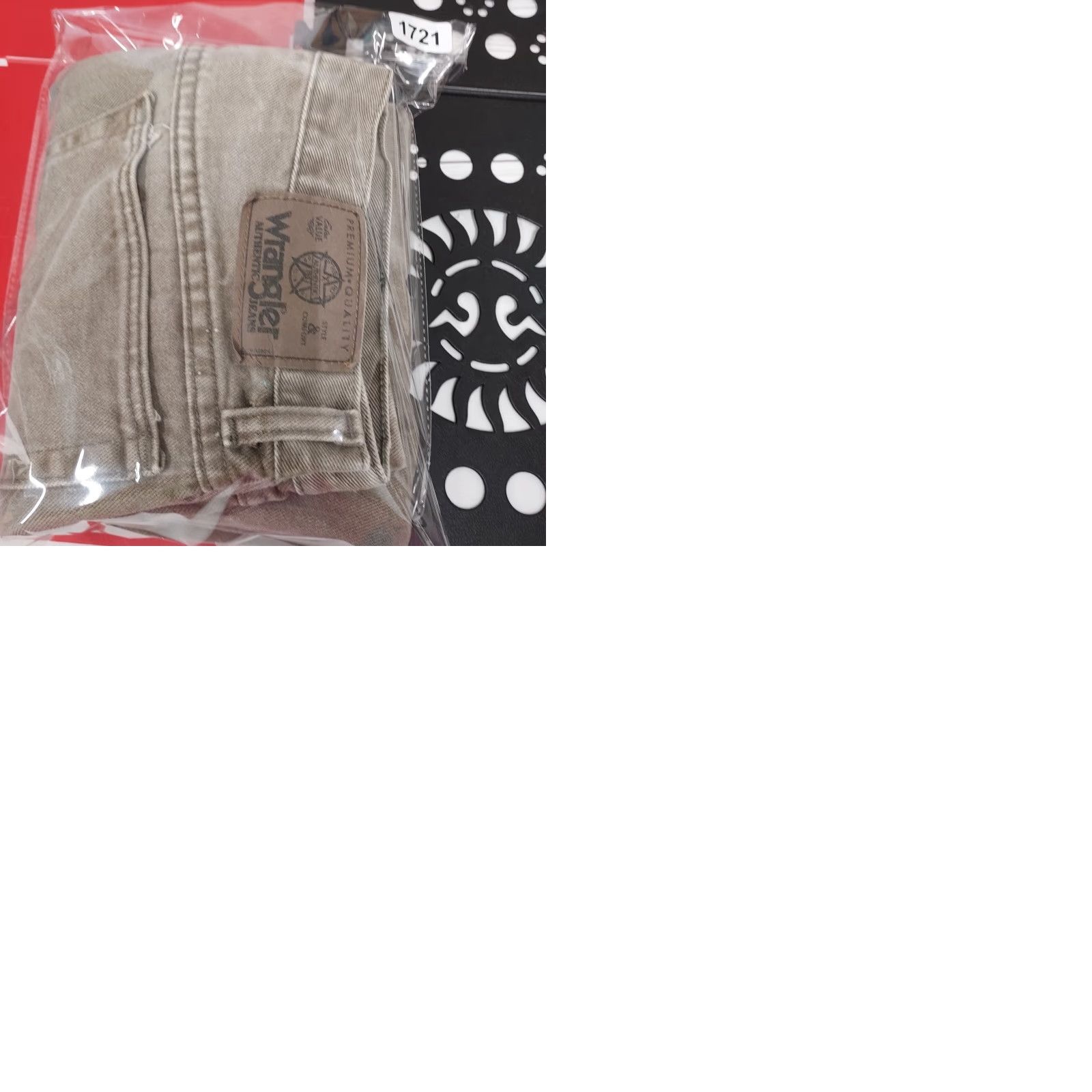Wrangler VINTAGE Wrangler USA Made Jeans Mens 33 x 32 Beige Cowboy Straight 30x30.5" Denim 5-Pocket WW Size US 33 - 9 Thumbnail