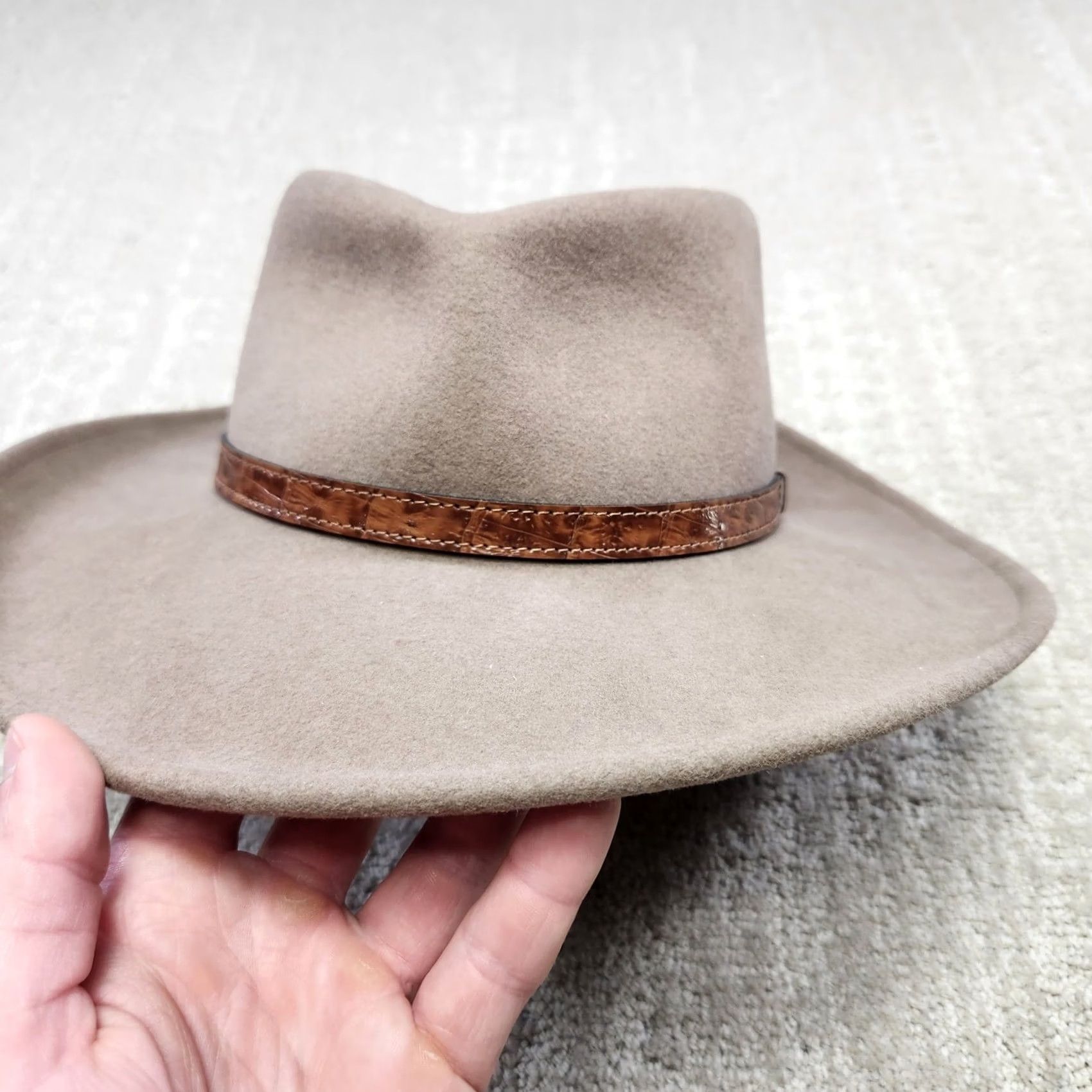 Vintage Irvine Park Fedora Hat Mens Medium Brown Wool Felt Wide Brim Western Faux Croc Band Made in USA Size US M / EU 48-50 / 2 - 2 Thumbnail