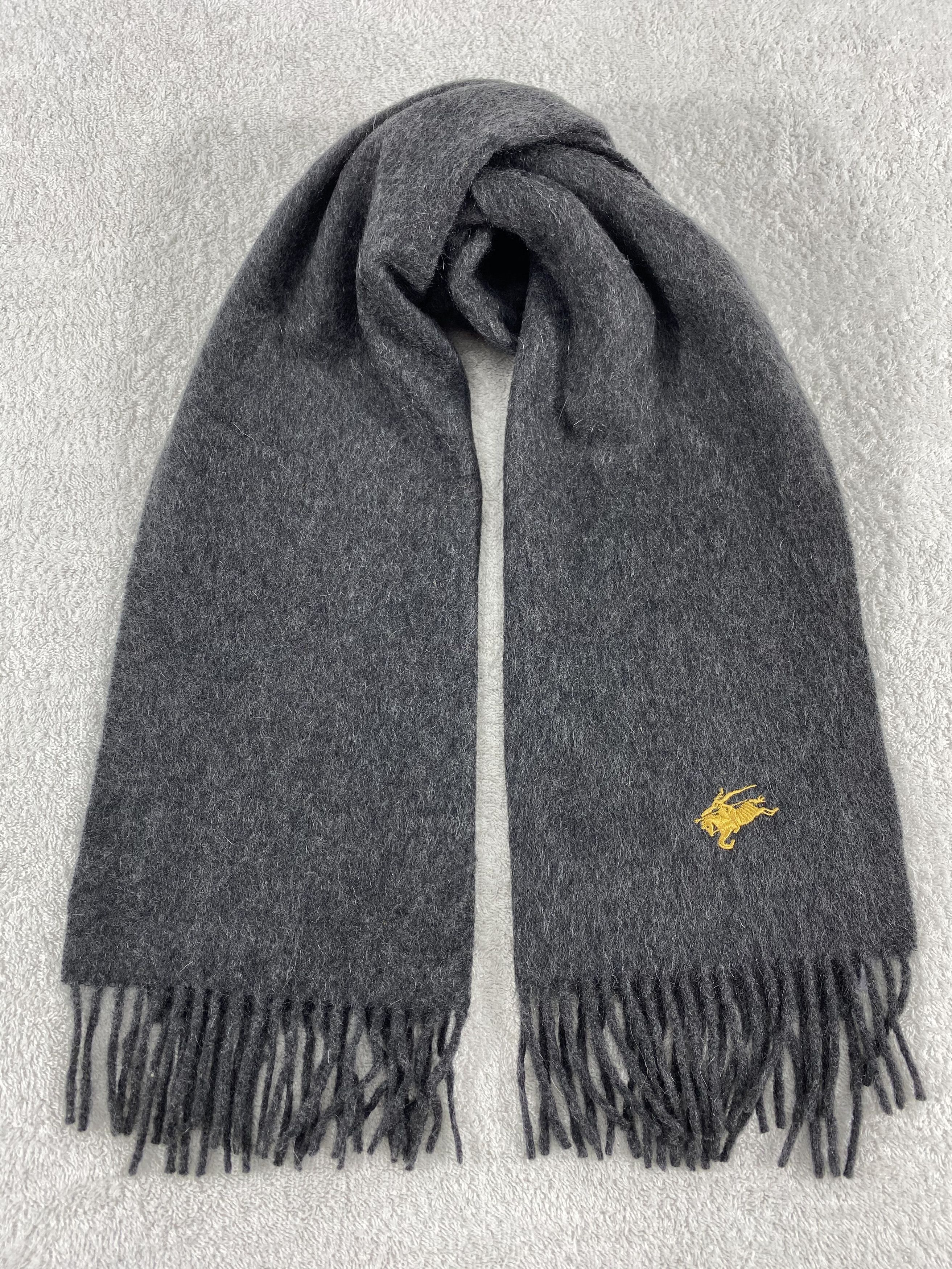 Burberry Vintage Burberry Scarf/Muffler/Neckwear MF623 Size ONE SIZE - 1 Thumbnail