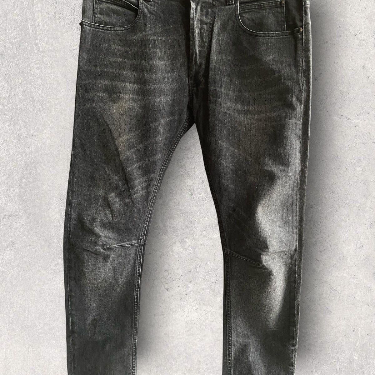 Balmain Balmain Charcoal Grey Knees Dart Biker Jeans Size US 34 / EU 50 - 2 Thumbnail