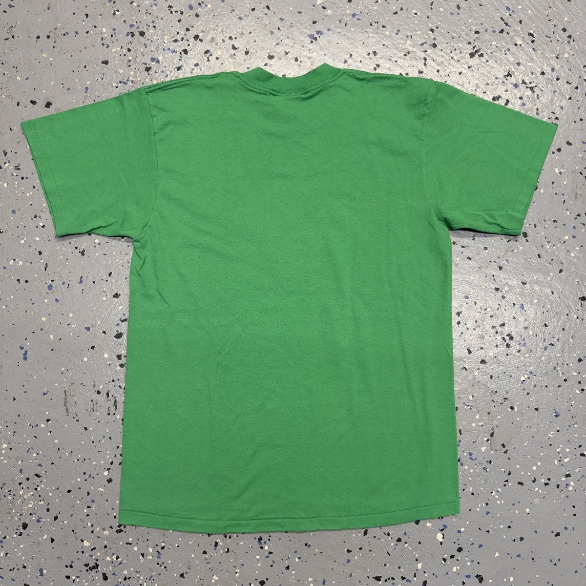 Vintage Vintage 90s Oneita Youth Field Hockey Graphic Shirt XL USA Size US XL / EU 56 / 4 - 2 Thumbnail