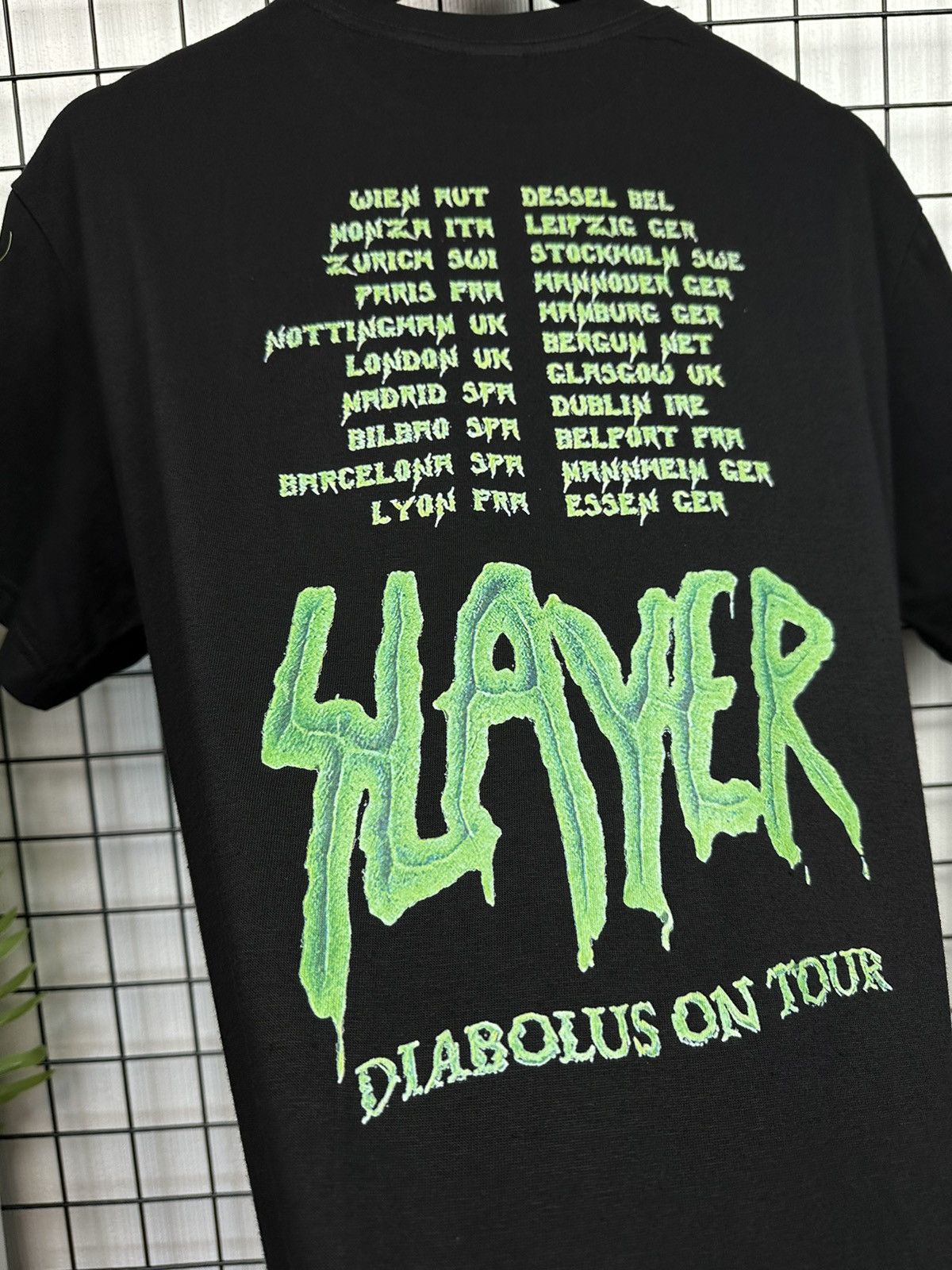 Band Tees × Slayer Slayer “Diabolus on Tour” Men Black T Shirt L tee Rock Size US L / EU 52-54 / 3 - 12 Thumbnail