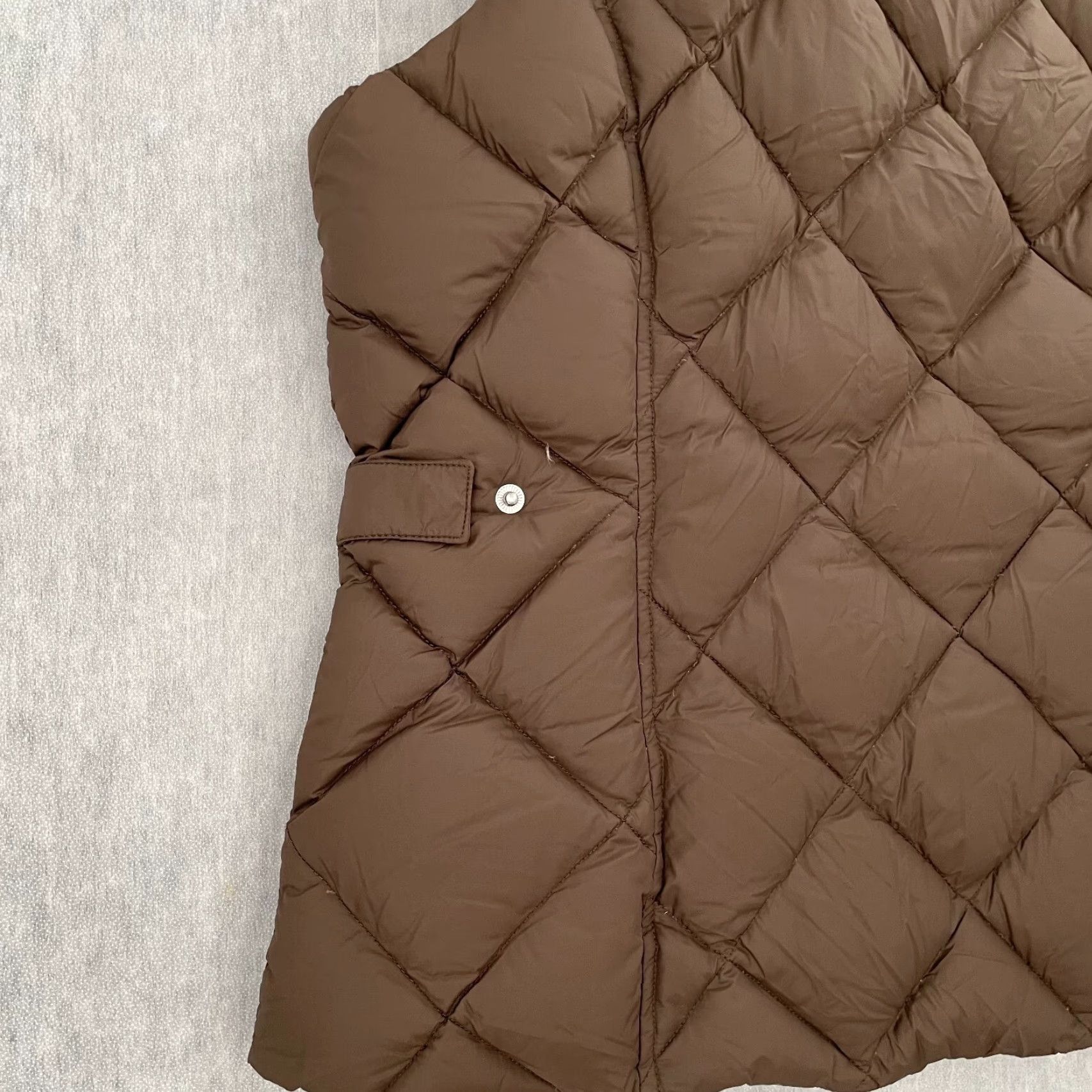 Eddie Bauer Eddie Bauer Jacket Vest Womens XL 700 Fill Power Quilted Goose Down Coat Ladies Brown Nylon Softshell Zip Front Quilted Down Jacket Womens XL Brown Size XL / US 12-14 / IT 48-50 - 5 Thumbnail