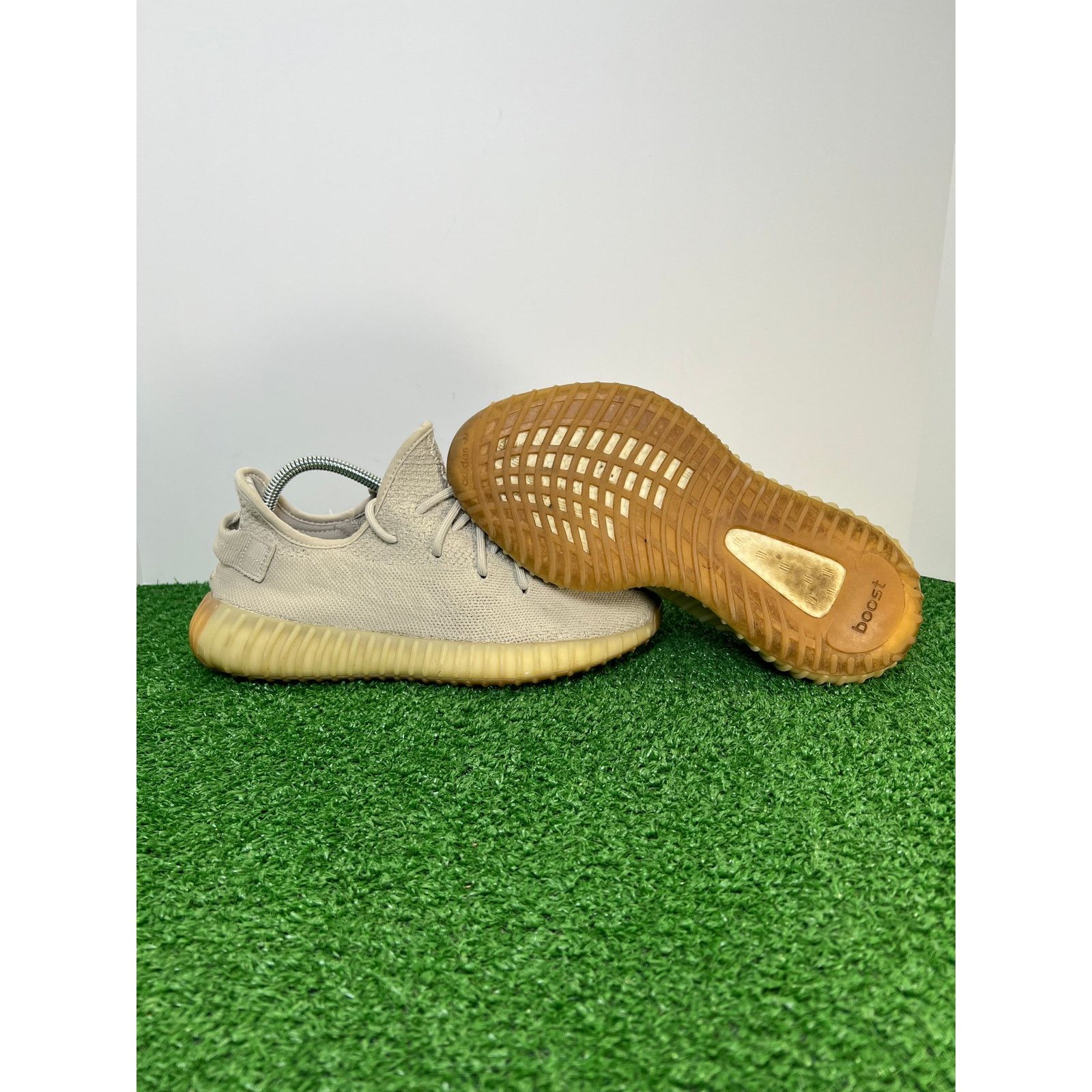 Adidas Yeezy Boost 350 V2 Sesame F99710 SZ 7 - coracentro.com.br