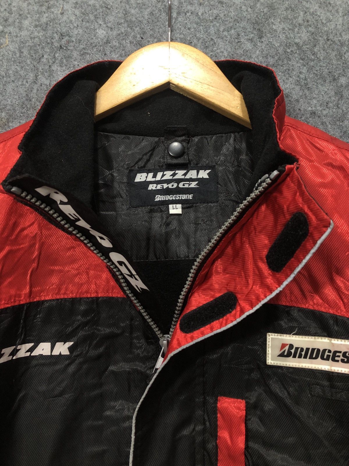 Vintage Vintage Bridgestone Blizzak Revo GZ Jacket Size US L / EU 52-54 / 3 - 5 Thumbnail
