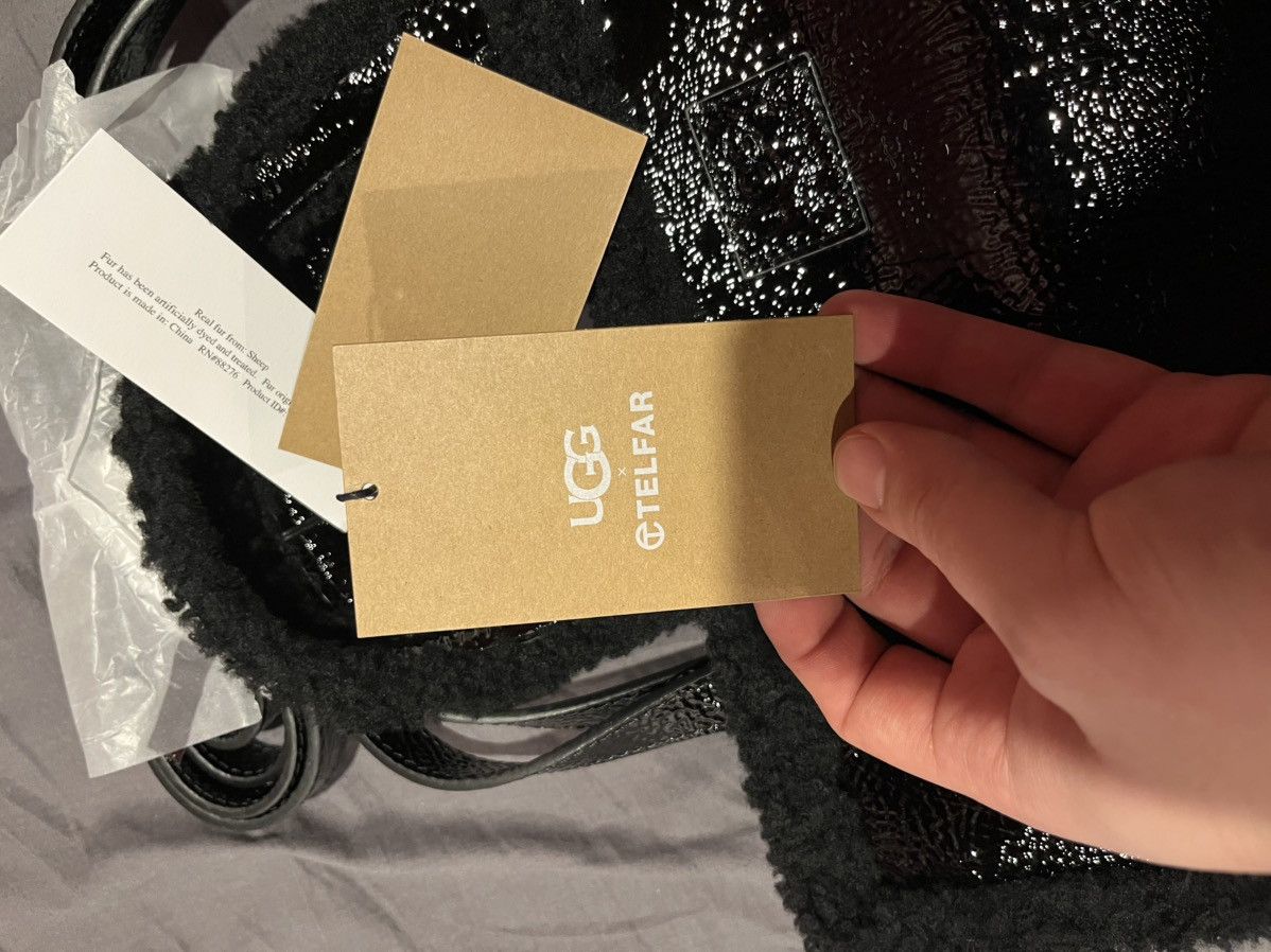Telfar × Ugg UGG x TELFAR Medium Shopper Crinkle - Black Size ONE SIZE - 9 Thumbnail