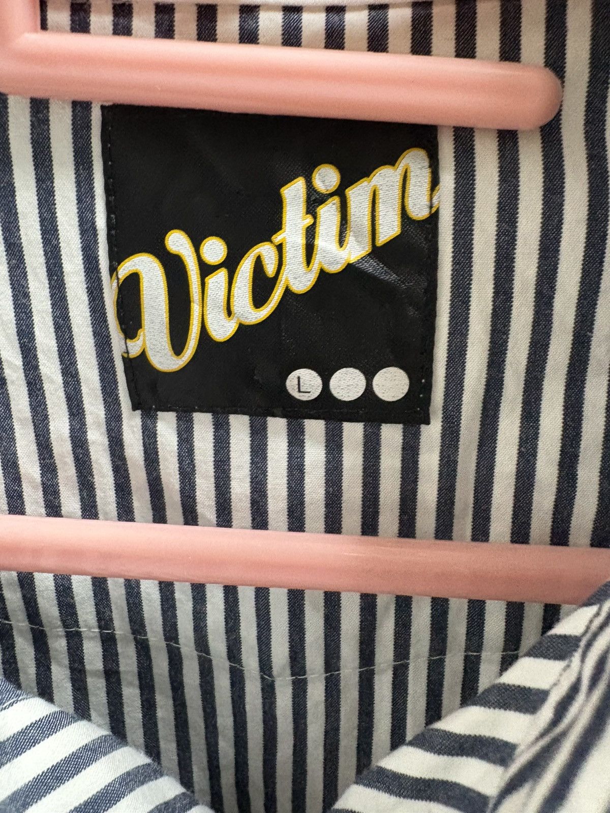 Japanese Brand Victim Size US L / EU 52-54 / 3 - 3 Thumbnail