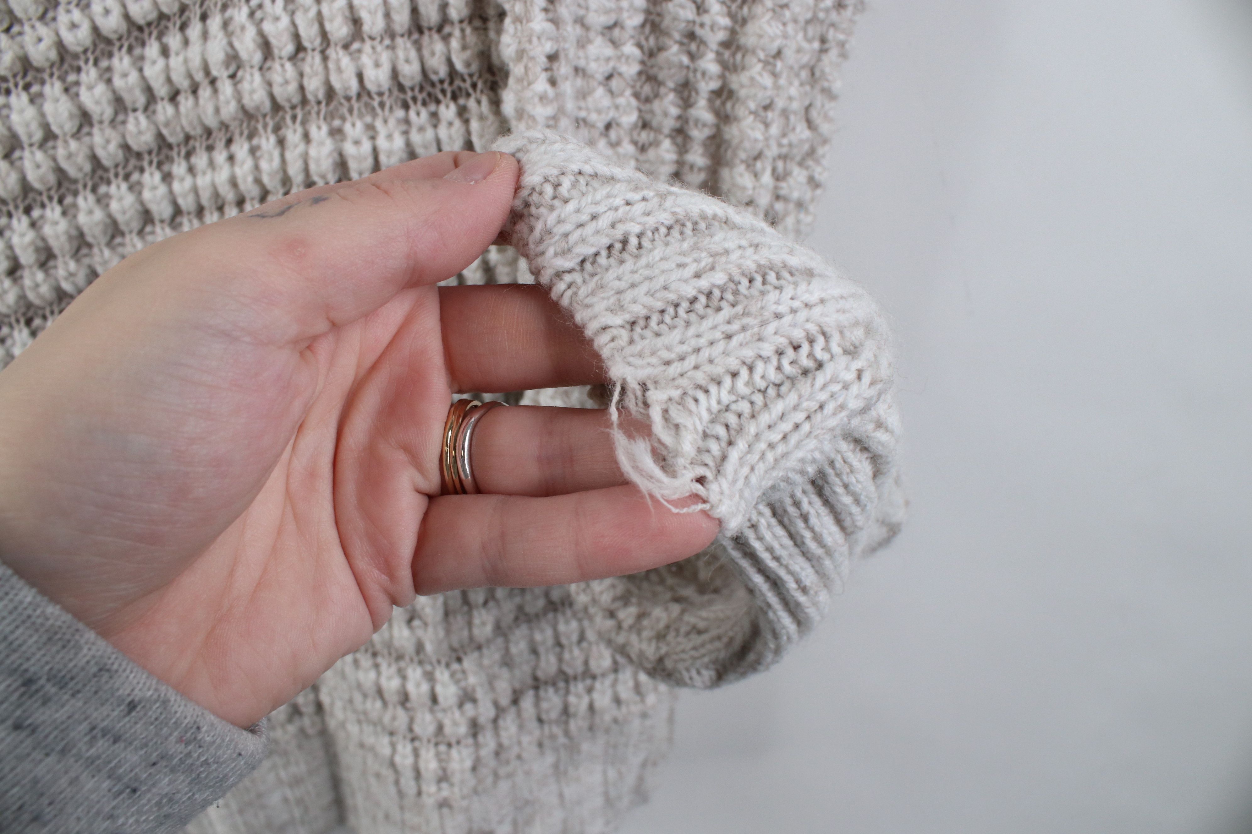 Express Vintage Y2K Express Cropped Crochet Knit Sweater Gray USA Size M / US 6-8 / IT 42-44 - 4 Thumbnail