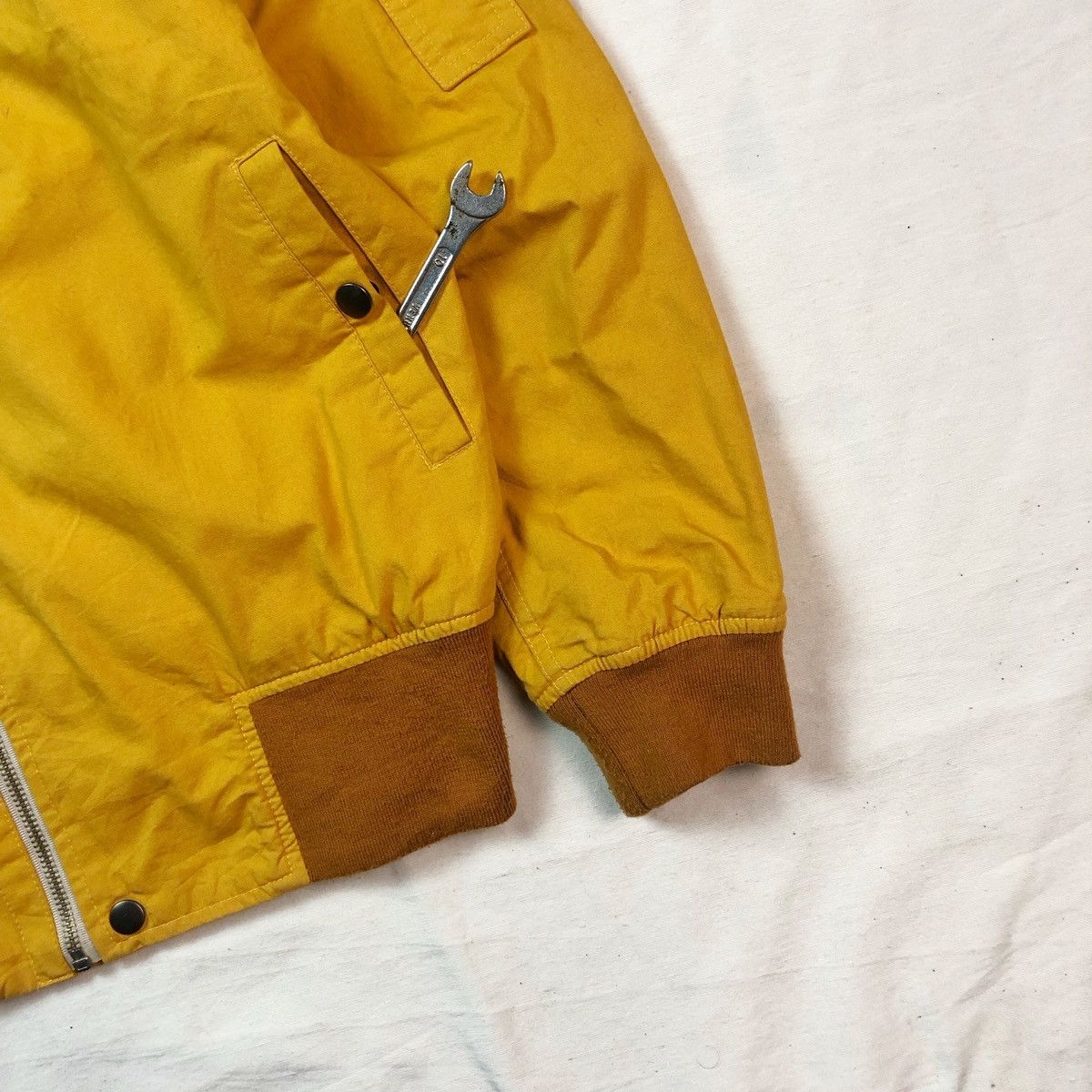 Schott × Vintage OFFER ME| Schott Intermediate CIV/MIL1913 Yellow Bomber Size US S / EU 44-46 / 1 - 5 Thumbnail