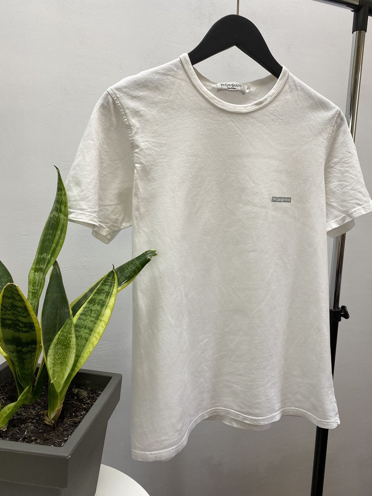 Yves Saint Laurent Yves Saint Laurent Small Logo T-shirt YSL White Men’s S Size US S / EU 44-46 / 1 - 3 Thumbnail